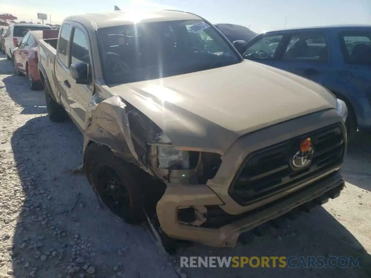 1 Photograph of a damaged car 5TFSZ5AN4KX176727 TOYOTA TACOMA 2019