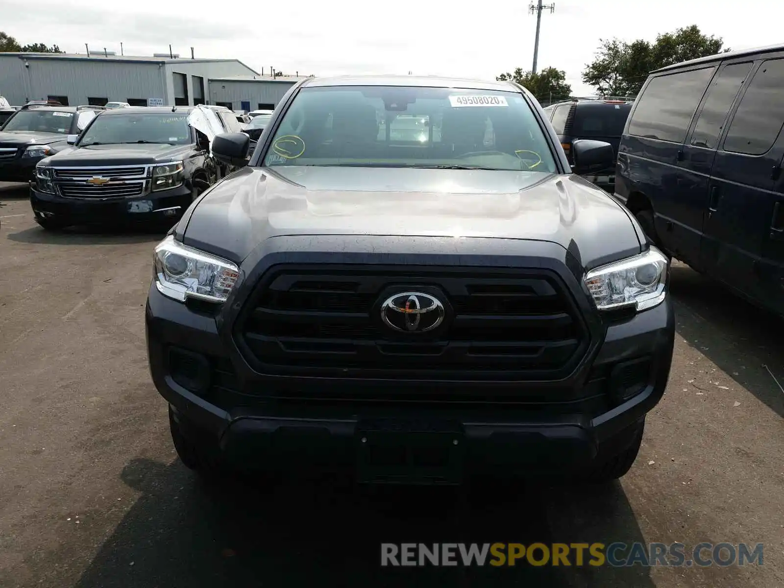 9 Photograph of a damaged car 5TFSZ5AN5KX168121 TOYOTA TACOMA 2019