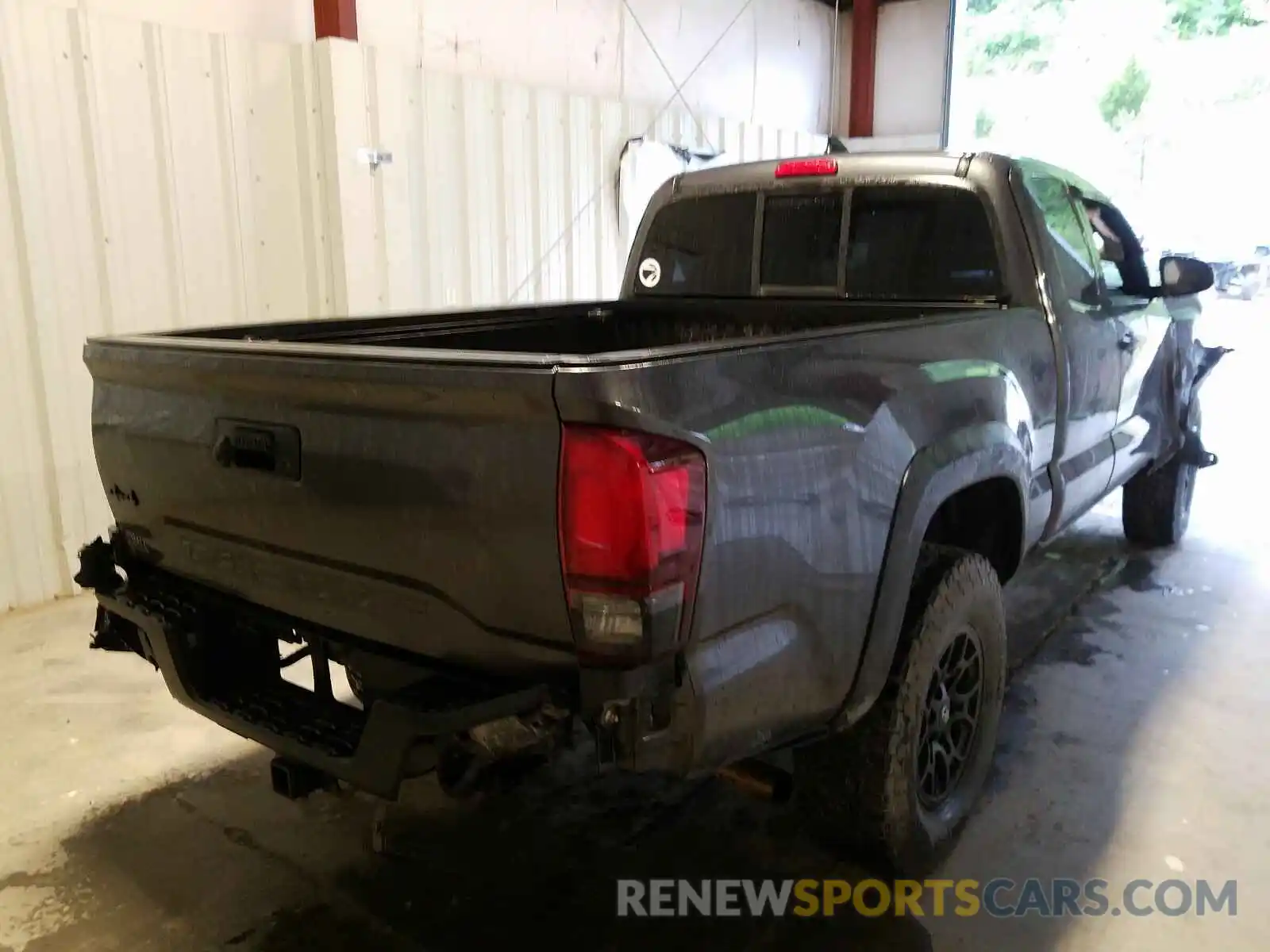 4 Photograph of a damaged car 5TFSZ5AN5KX172492 TOYOTA TACOMA 2019