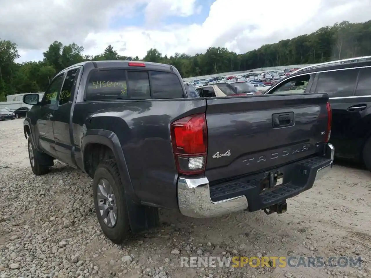 3 Photograph of a damaged car 5TFSZ5AN5KX183668 TOYOTA TACOMA 2019