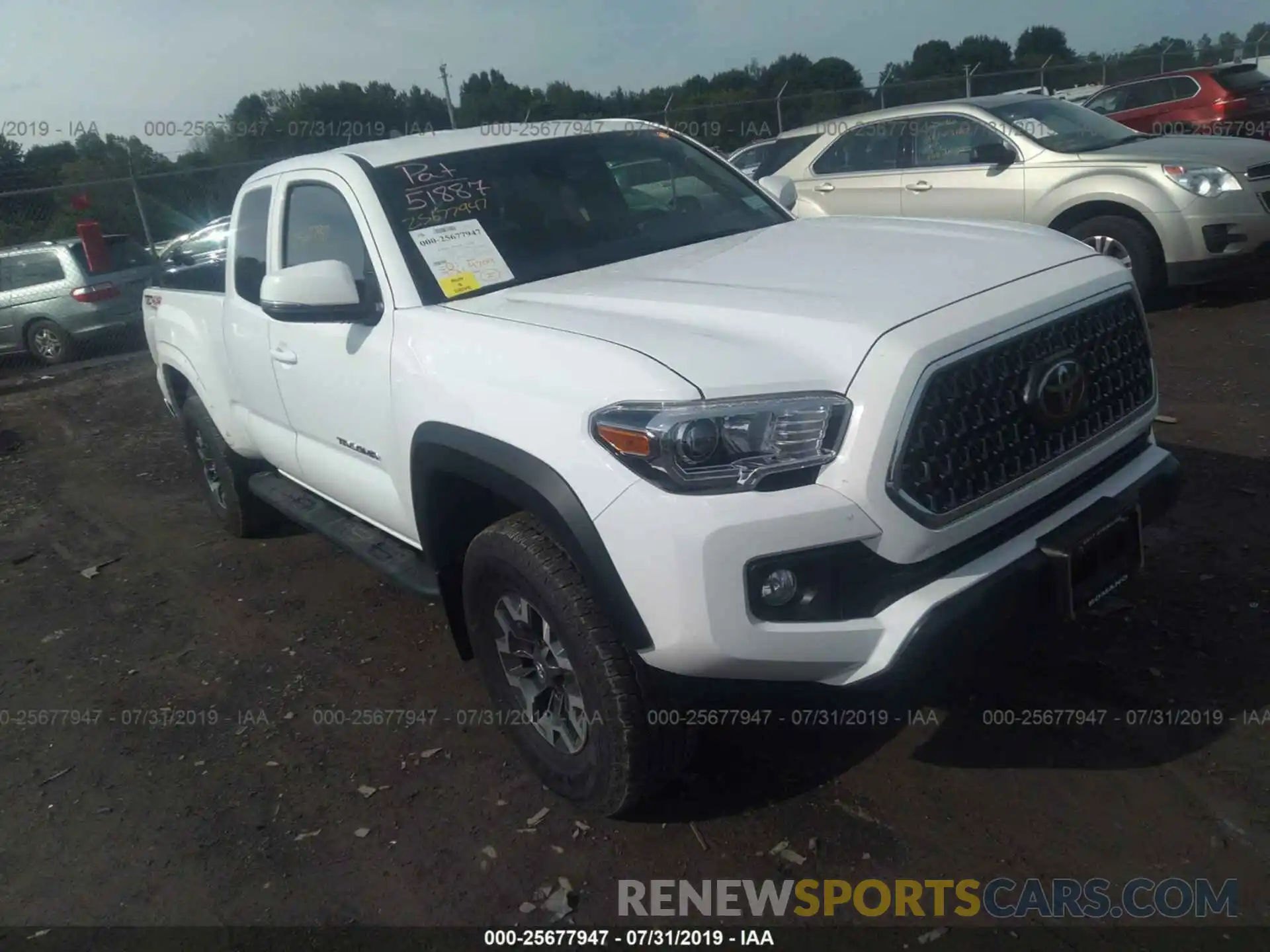 1 Photograph of a damaged car 5TFSZ5AN5KX185842 TOYOTA TACOMA 2019