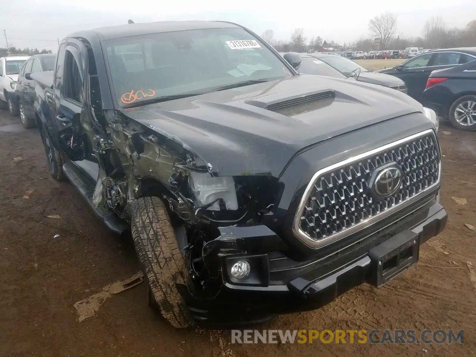 1 Photograph of a damaged car 5TFSZ5AN5KX191060 TOYOTA TACOMA 2019