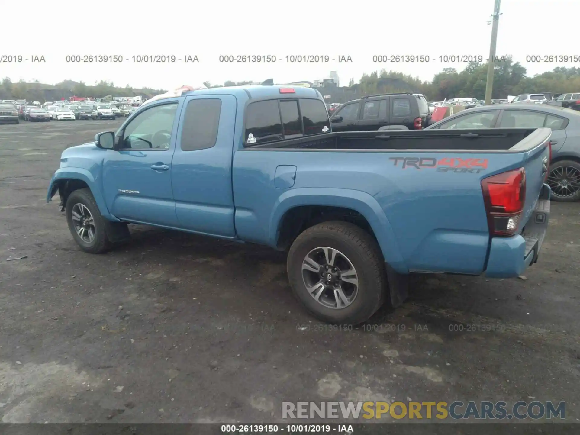 3 Photograph of a damaged car 5TFSZ5AN5KX198932 TOYOTA TACOMA 2019