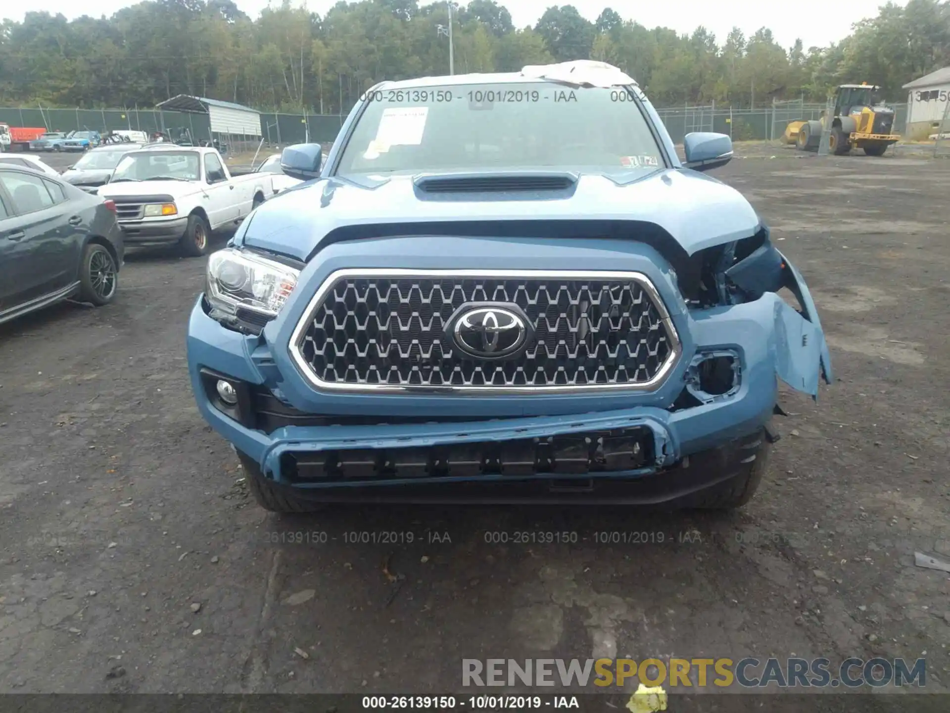 6 Photograph of a damaged car 5TFSZ5AN5KX198932 TOYOTA TACOMA 2019