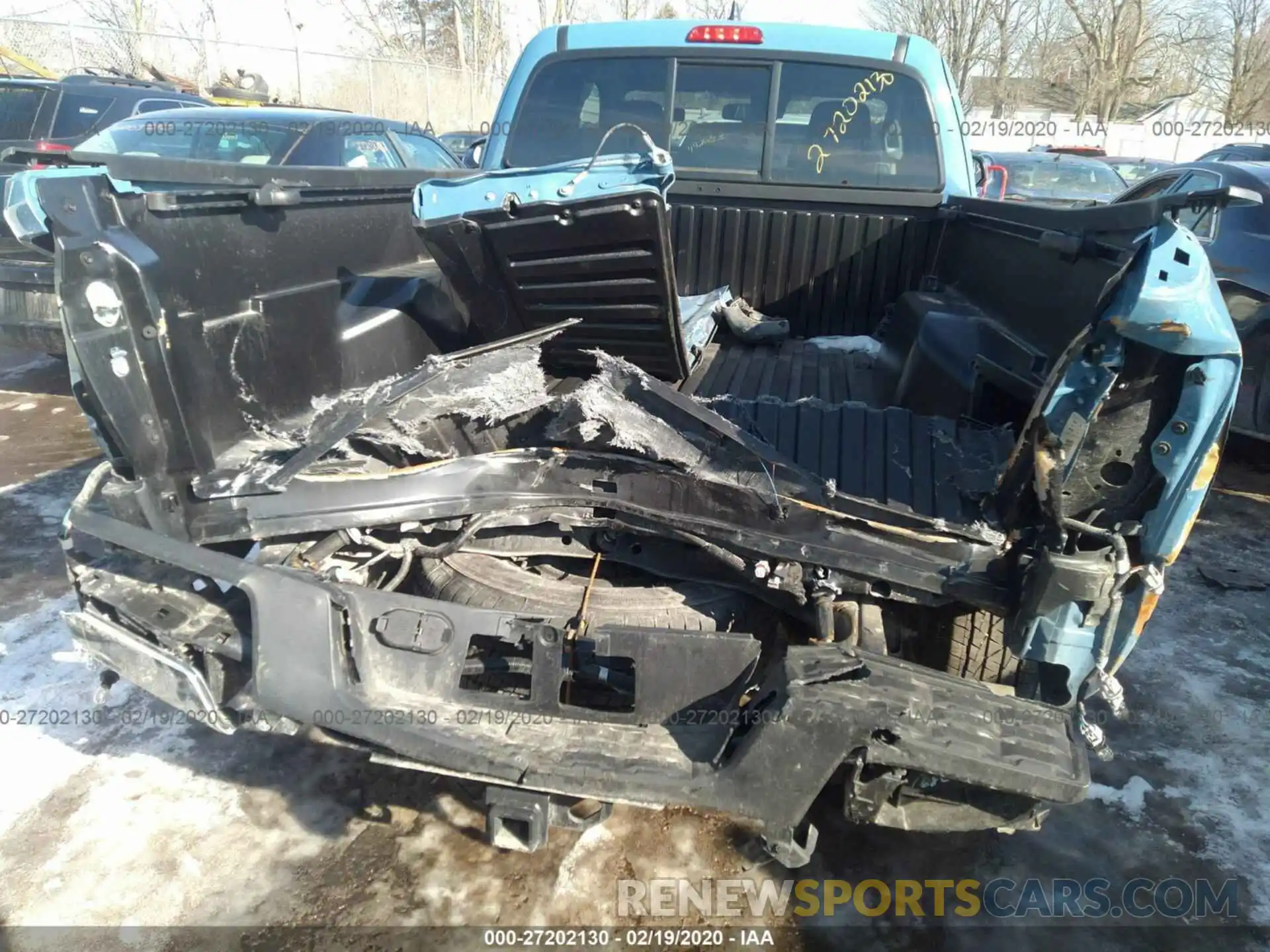 6 Photograph of a damaged car 5TFSZ5AN5KX205362 TOYOTA TACOMA 2019