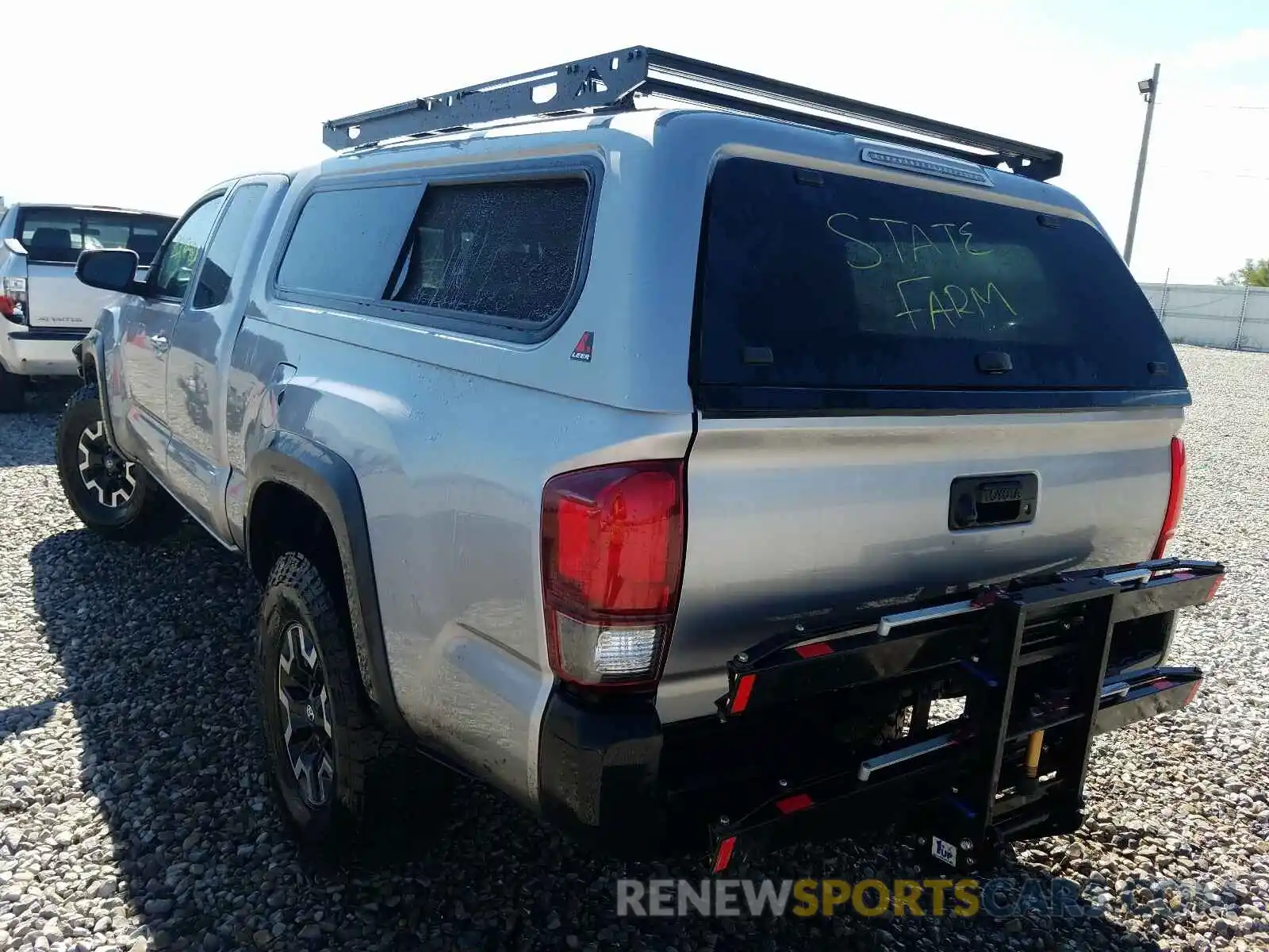 3 Photograph of a damaged car 5TFSZ5AN5KX211274 TOYOTA TACOMA 2019