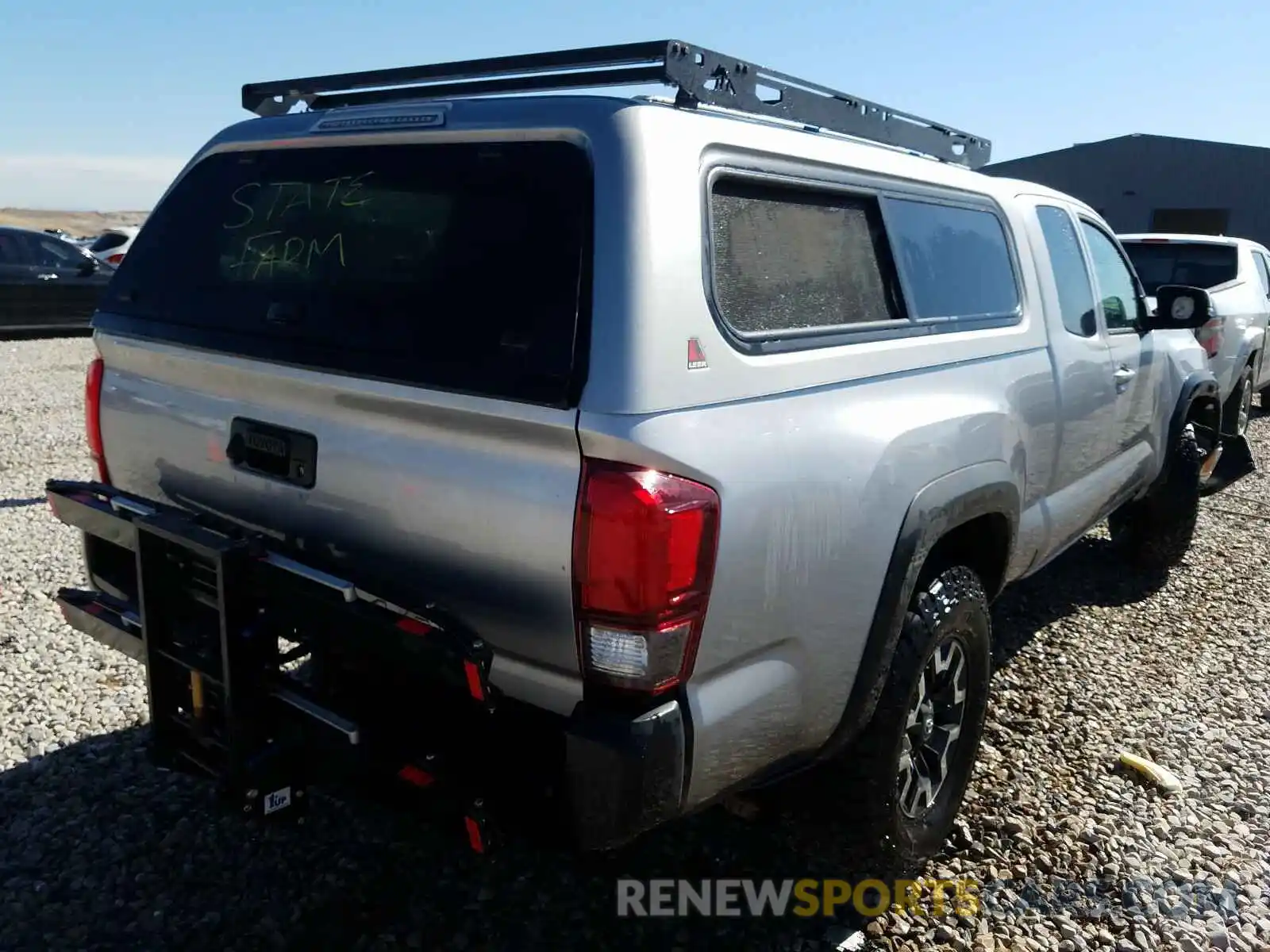 4 Photograph of a damaged car 5TFSZ5AN5KX211274 TOYOTA TACOMA 2019