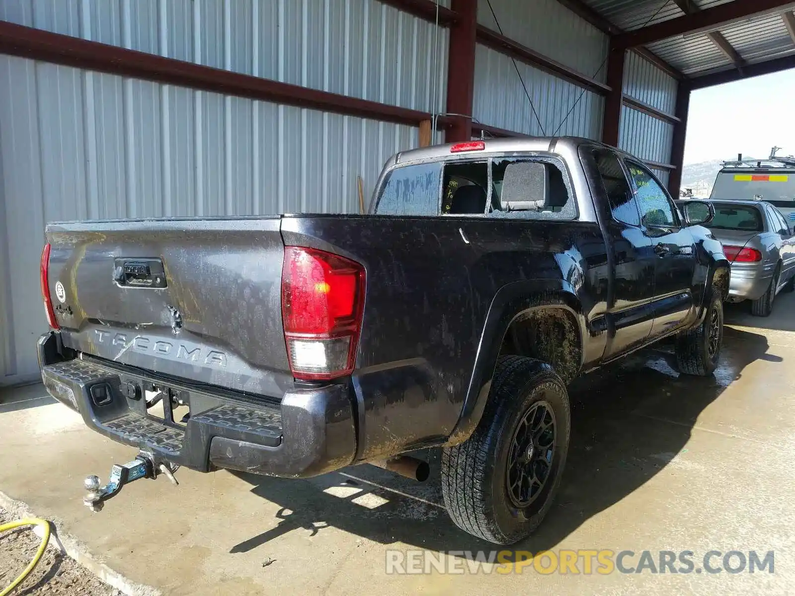 4 Photograph of a damaged car 5TFSZ5AN6KX166541 TOYOTA TACOMA 2019