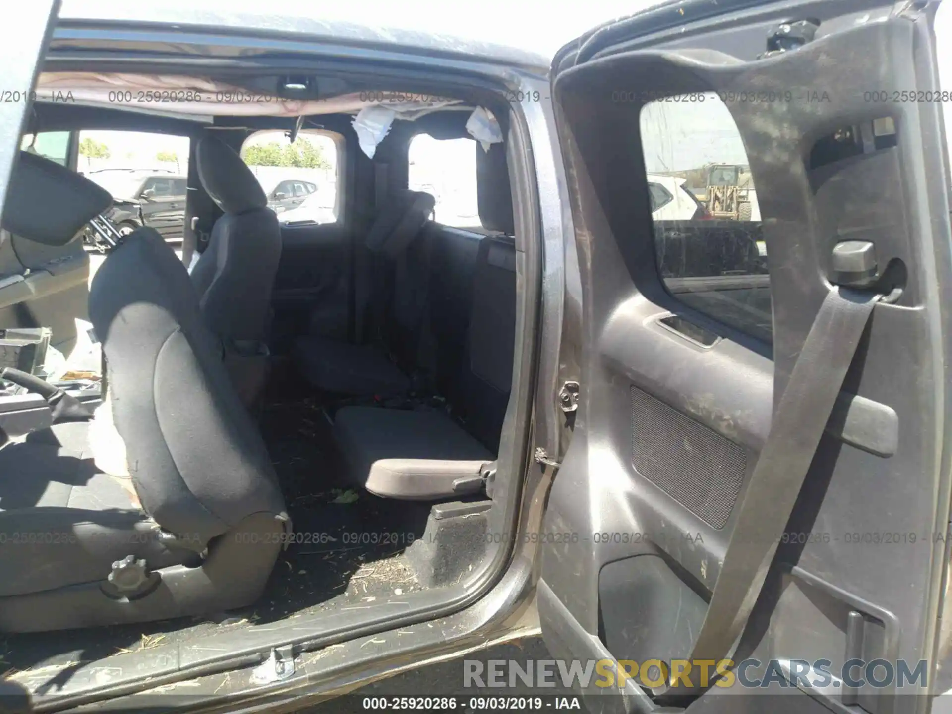 8 Photograph of a damaged car 5TFSZ5AN6KX173277 TOYOTA TACOMA 2019