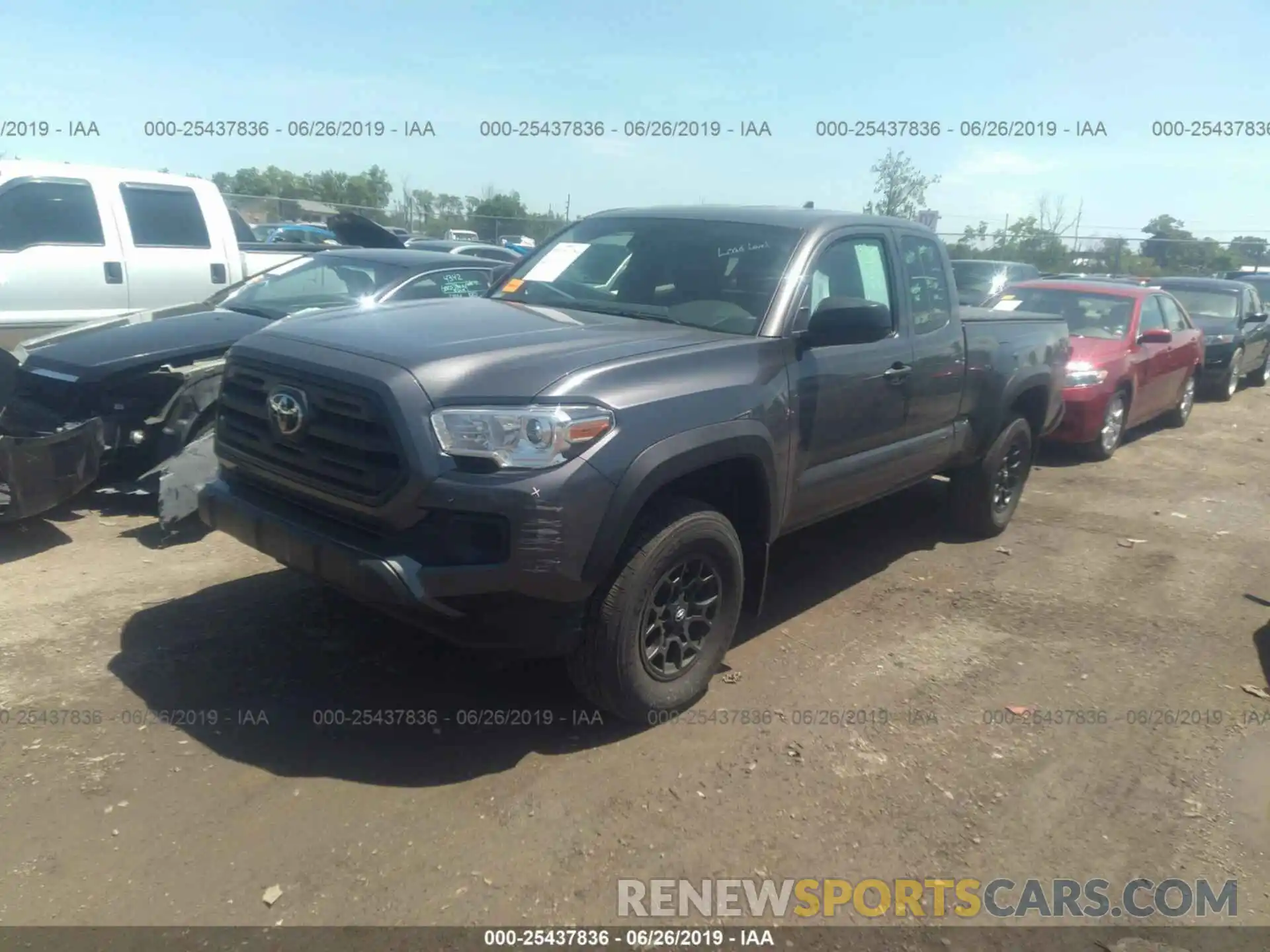 2 Фотография поврежденного автомобиля 5TFSZ5AN6KX180729 TOYOTA TACOMA 2019