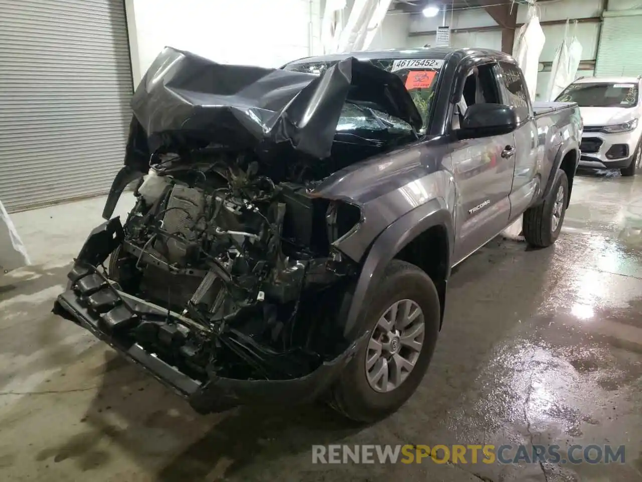 2 Photograph of a damaged car 5TFSZ5AN6KX196591 TOYOTA TACOMA 2019