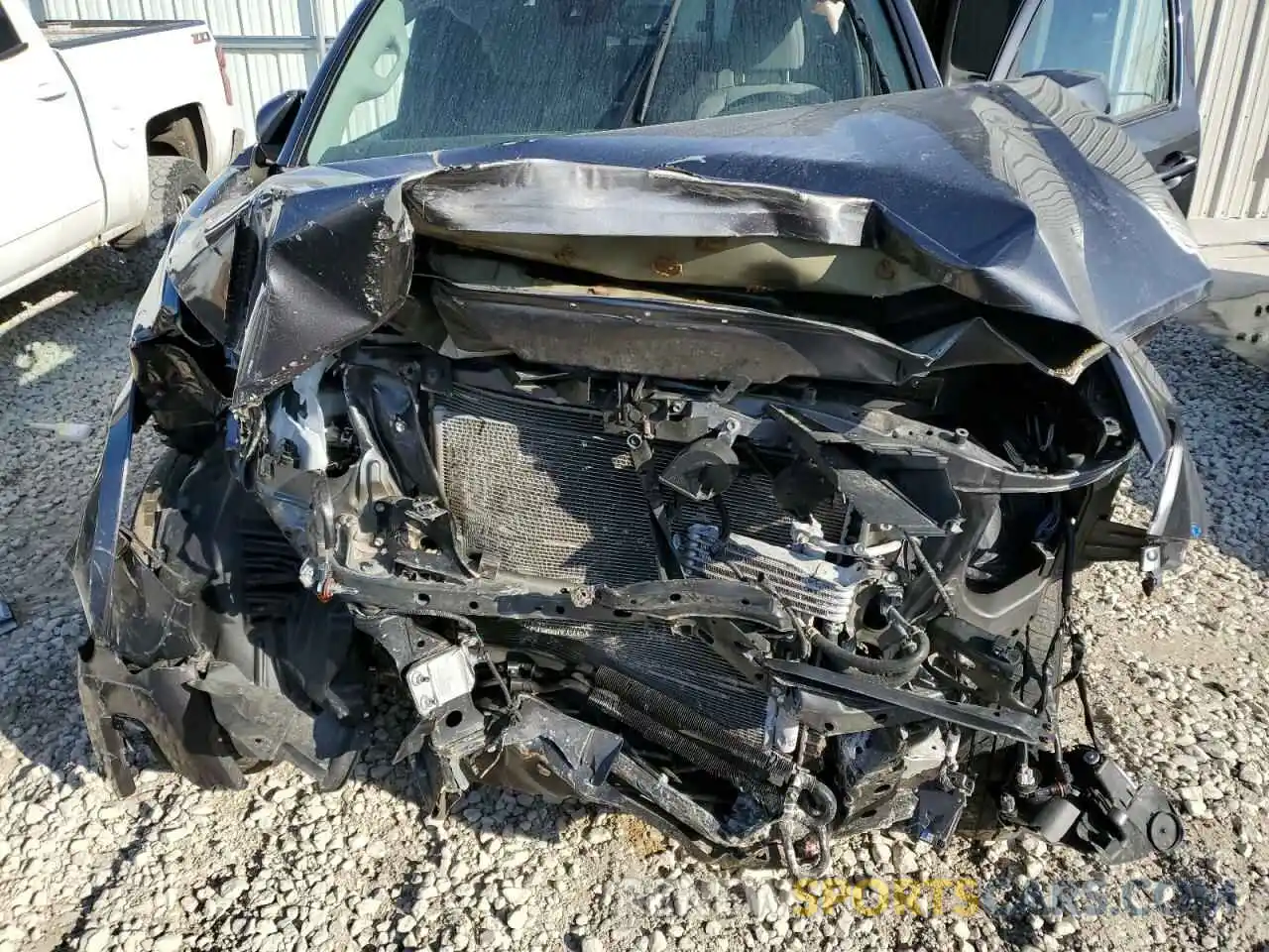 11 Photograph of a damaged car 5TFSZ5AN6KX207492 TOYOTA TACOMA 2019