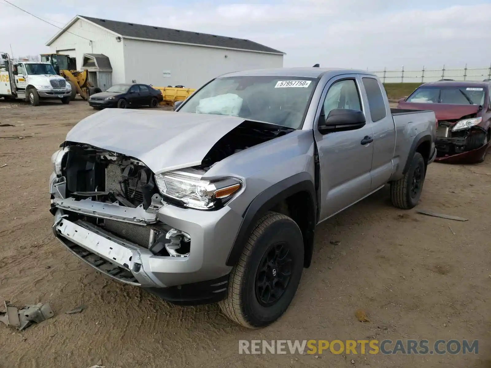 2 Фотография поврежденного автомобиля 5TFSZ5AN7KX165818 TOYOTA TACOMA 2019