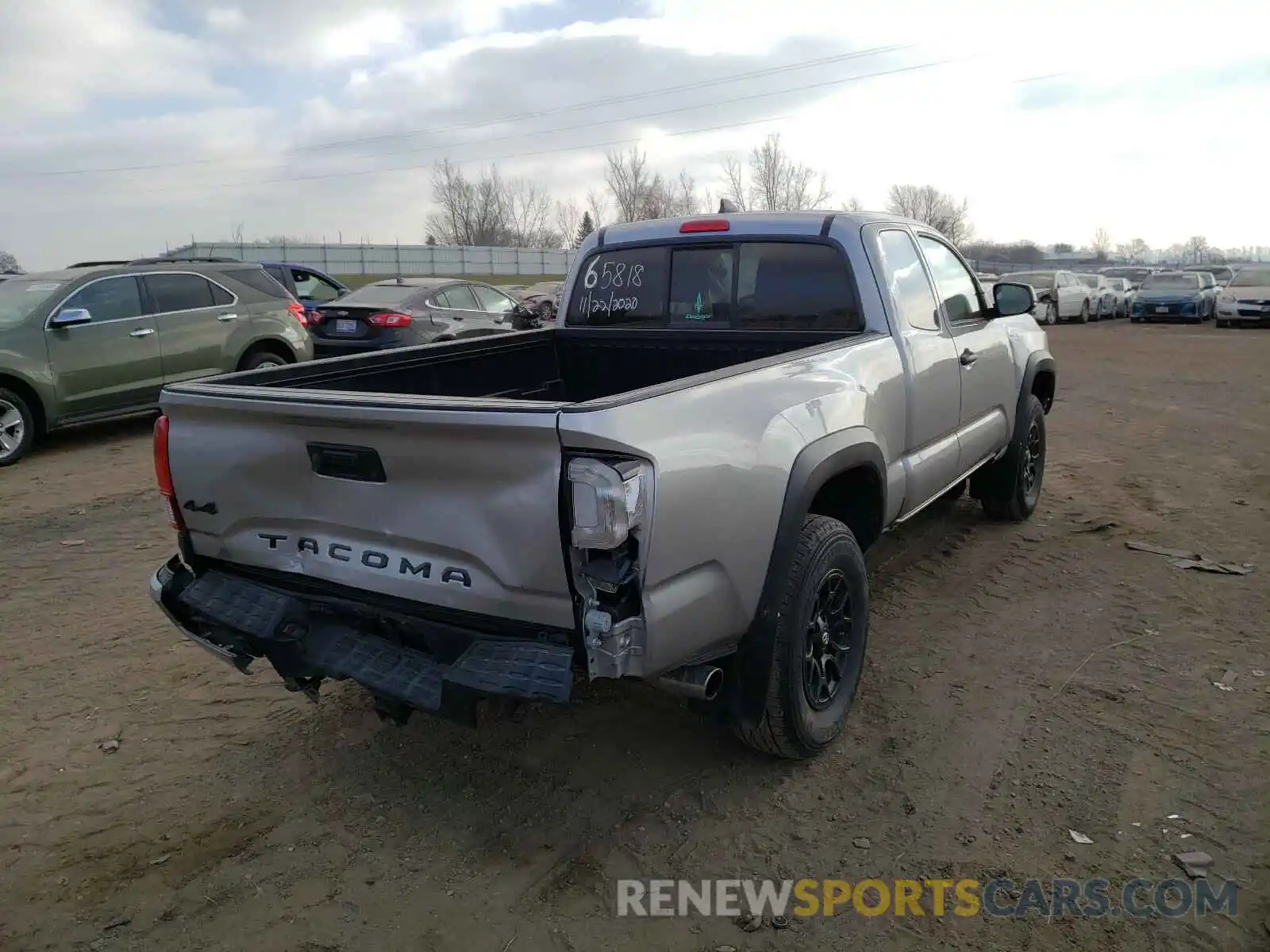 4 Фотография поврежденного автомобиля 5TFSZ5AN7KX165818 TOYOTA TACOMA 2019