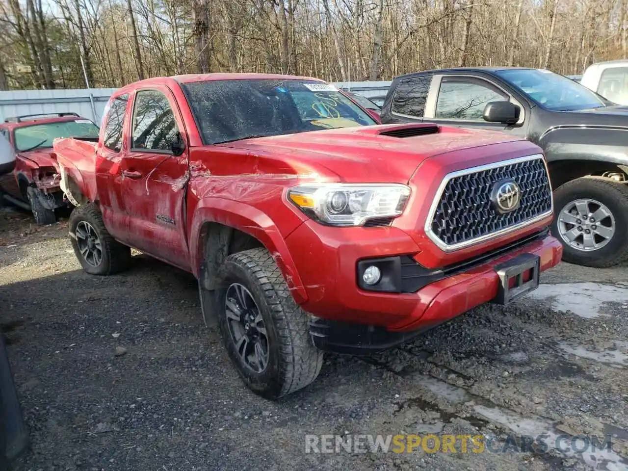 1 Photograph of a damaged car 5TFSZ5AN7KX189665 TOYOTA TACOMA 2019