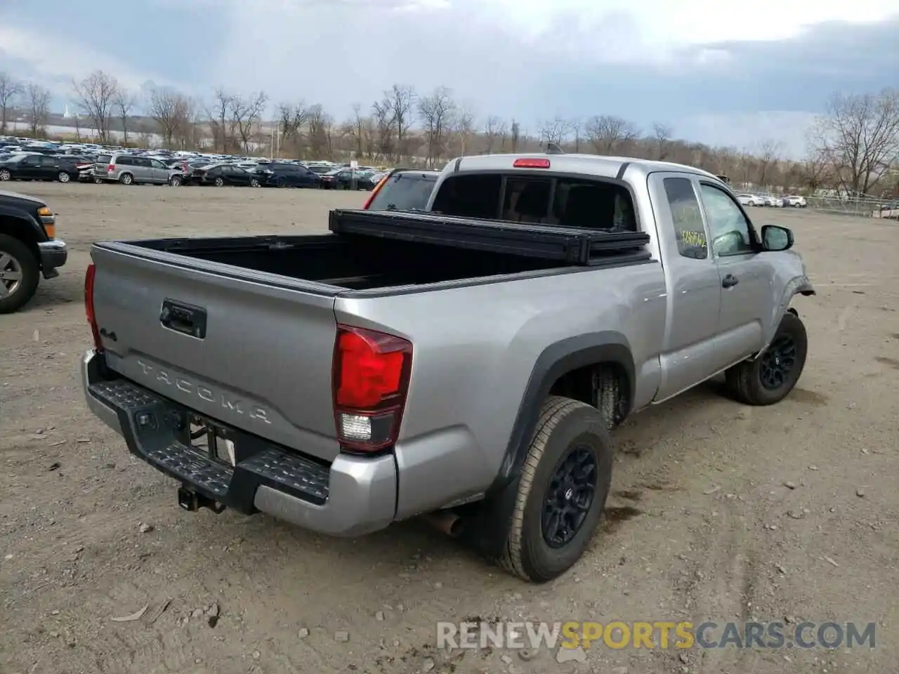 4 Photograph of a damaged car 5TFSZ5AN7KX194249 TOYOTA TACOMA 2019