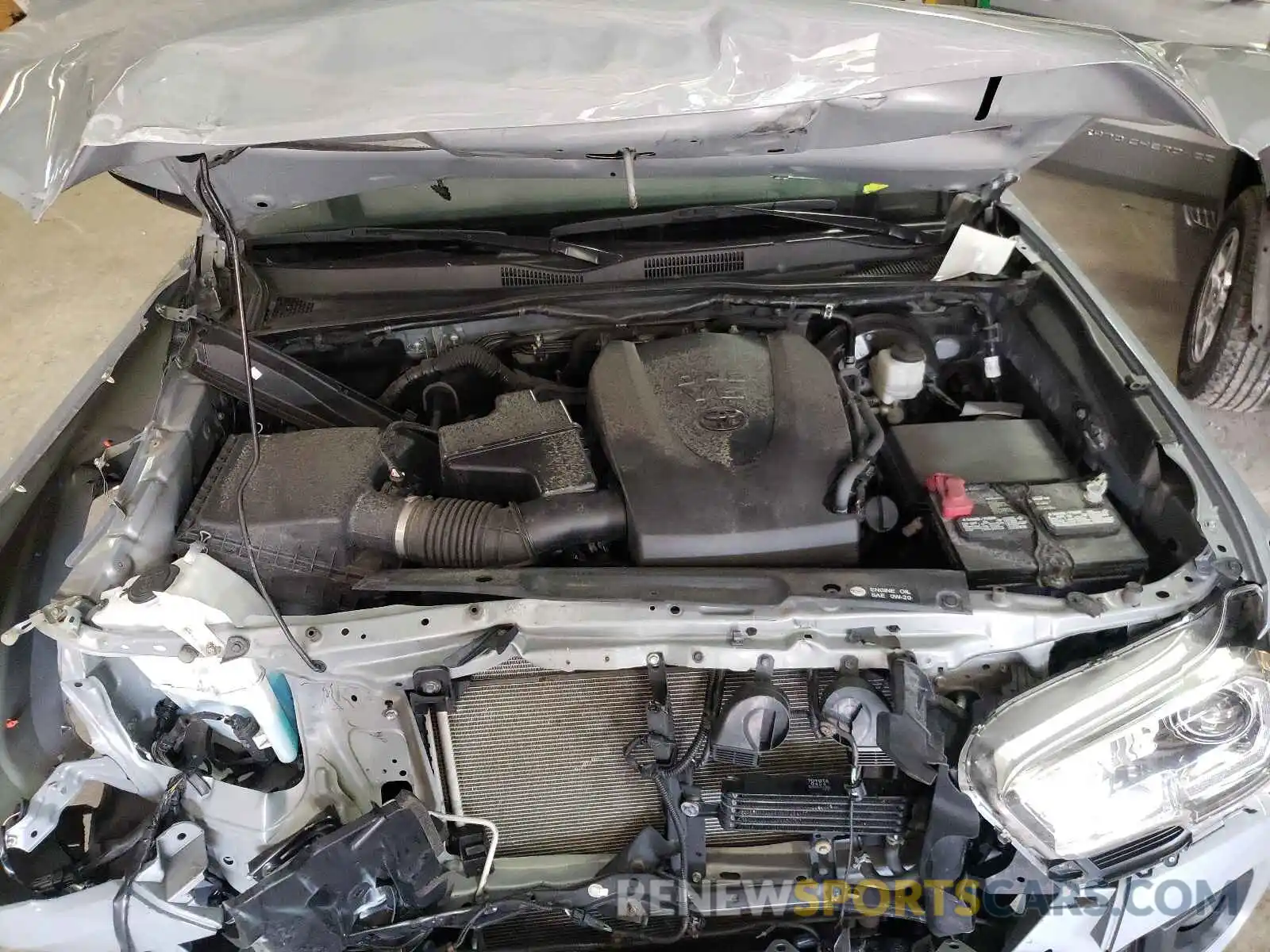 7 Photograph of a damaged car 5TFSZ5AN8KX170025 TOYOTA TACOMA 2019