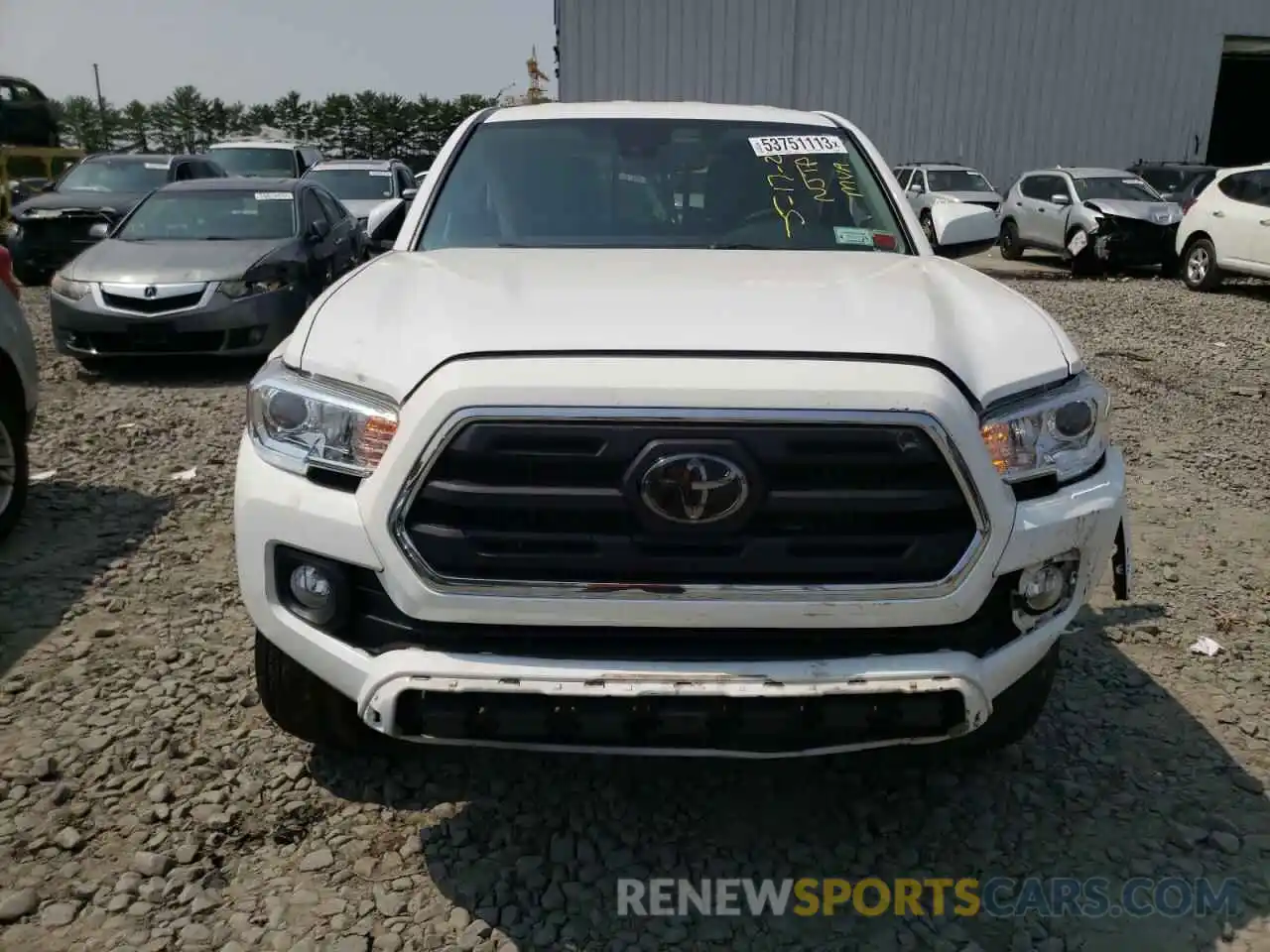 5 Photograph of a damaged car 5TFSZ5AN8KX211981 TOYOTA TACOMA 2019