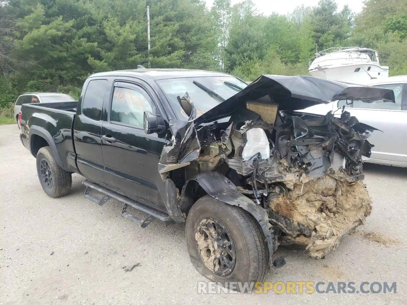 1 Photograph of a damaged car 5TFSZ5AN9KX171376 TOYOTA TACOMA 2019