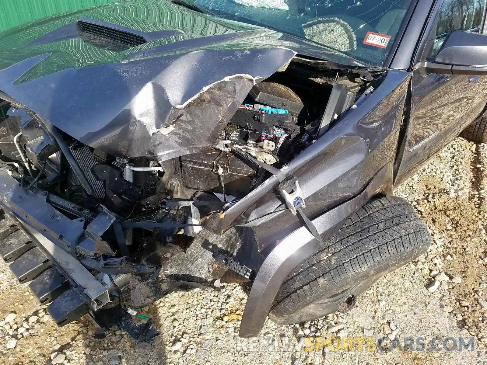 9 Фотография поврежденного автомобиля 5TFSZ5AN9KX184709 TOYOTA TACOMA 2019