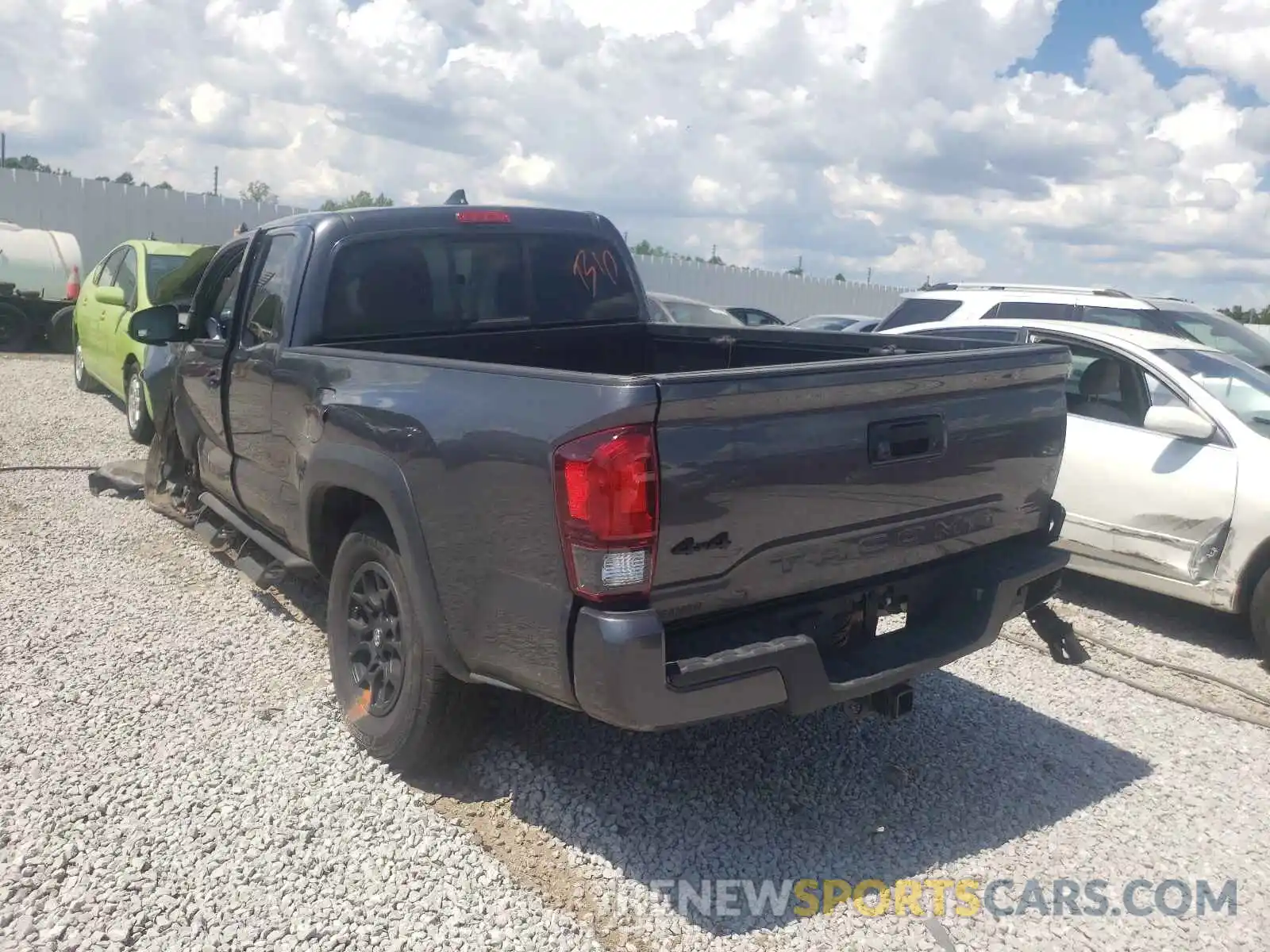 3 Photograph of a damaged car 5TFSZ5AN9KX210872 TOYOTA TACOMA 2019