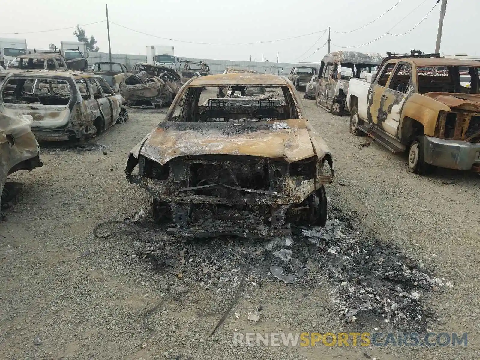 10 Photograph of a damaged car 5TFSZ5ANXKX179194 TOYOTA TACOMA 2019