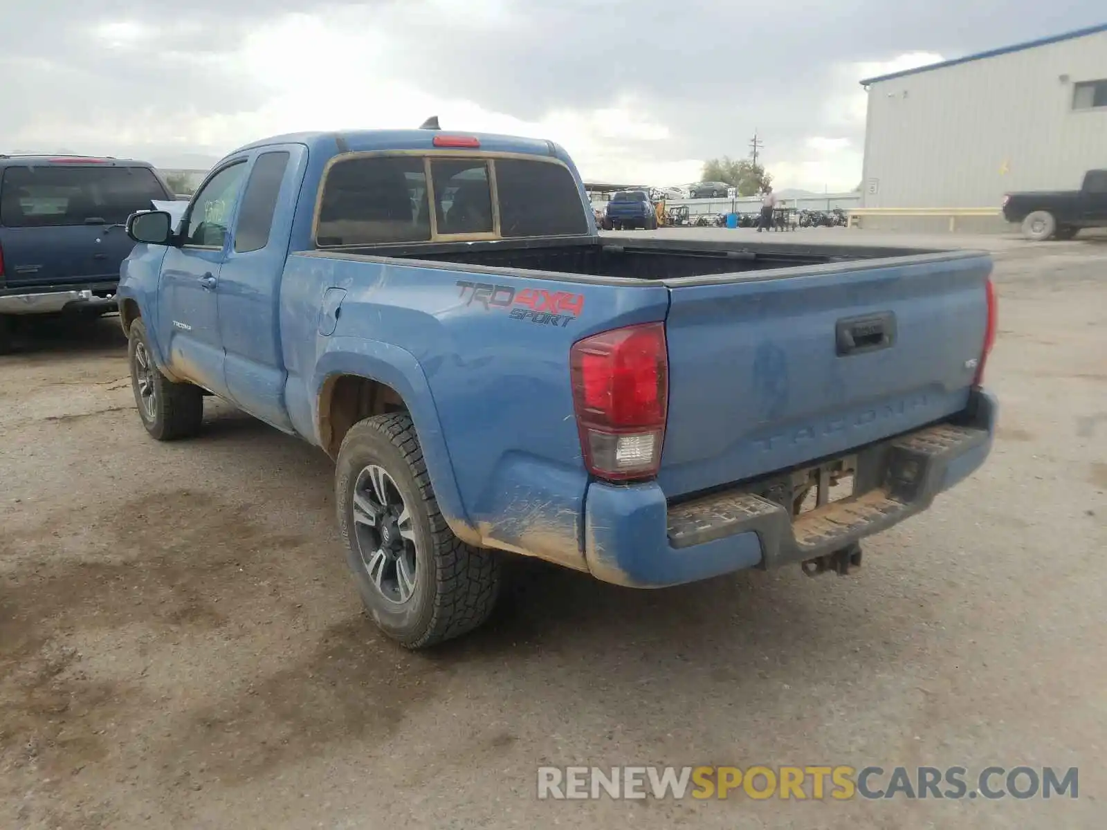 3 Photograph of a damaged car 5TFSZ5ANXKX182970 TOYOTA TACOMA 2019