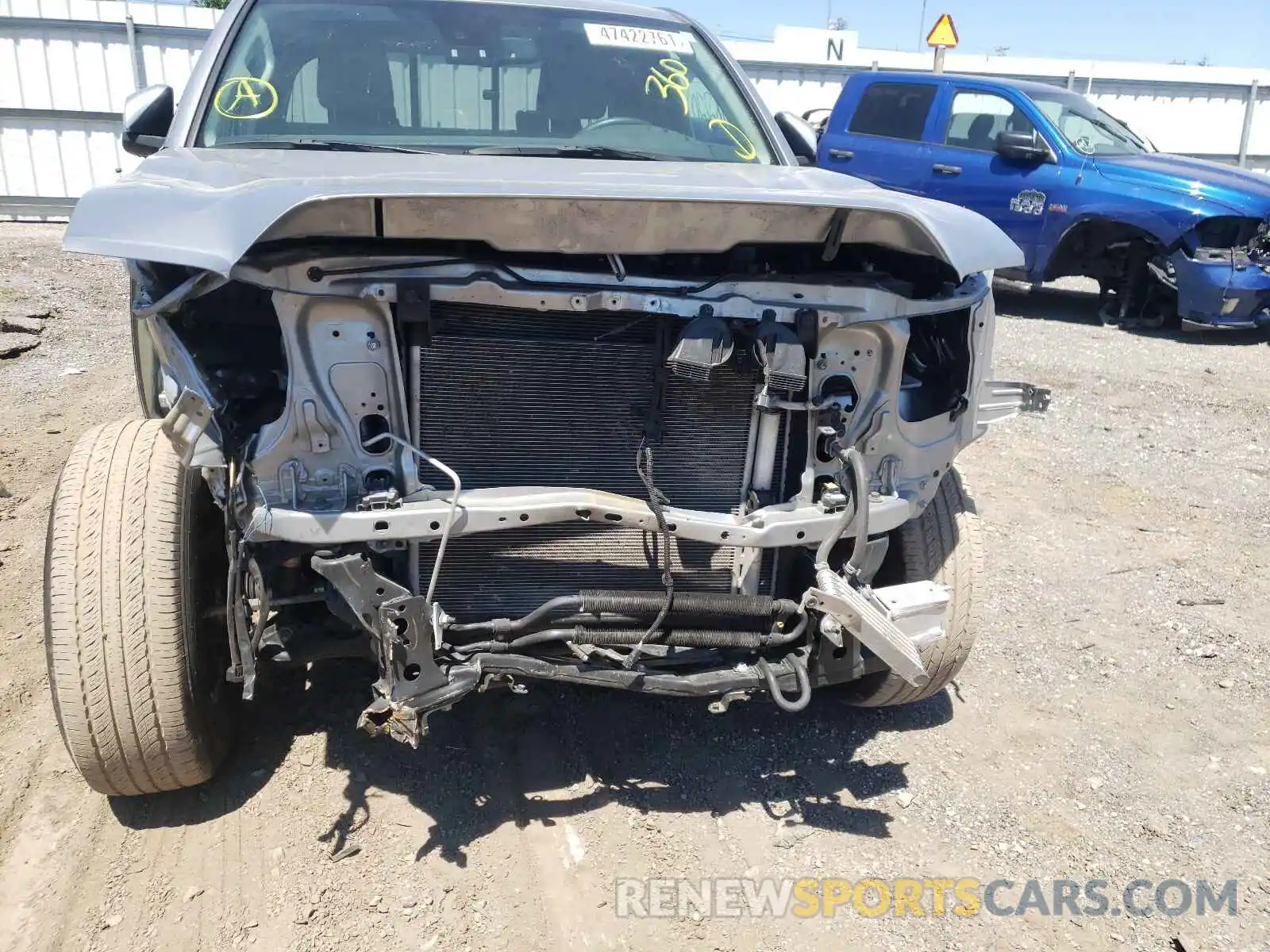 9 Photograph of a damaged car 5TFSZ5ANXKX197887 TOYOTA TACOMA 2019