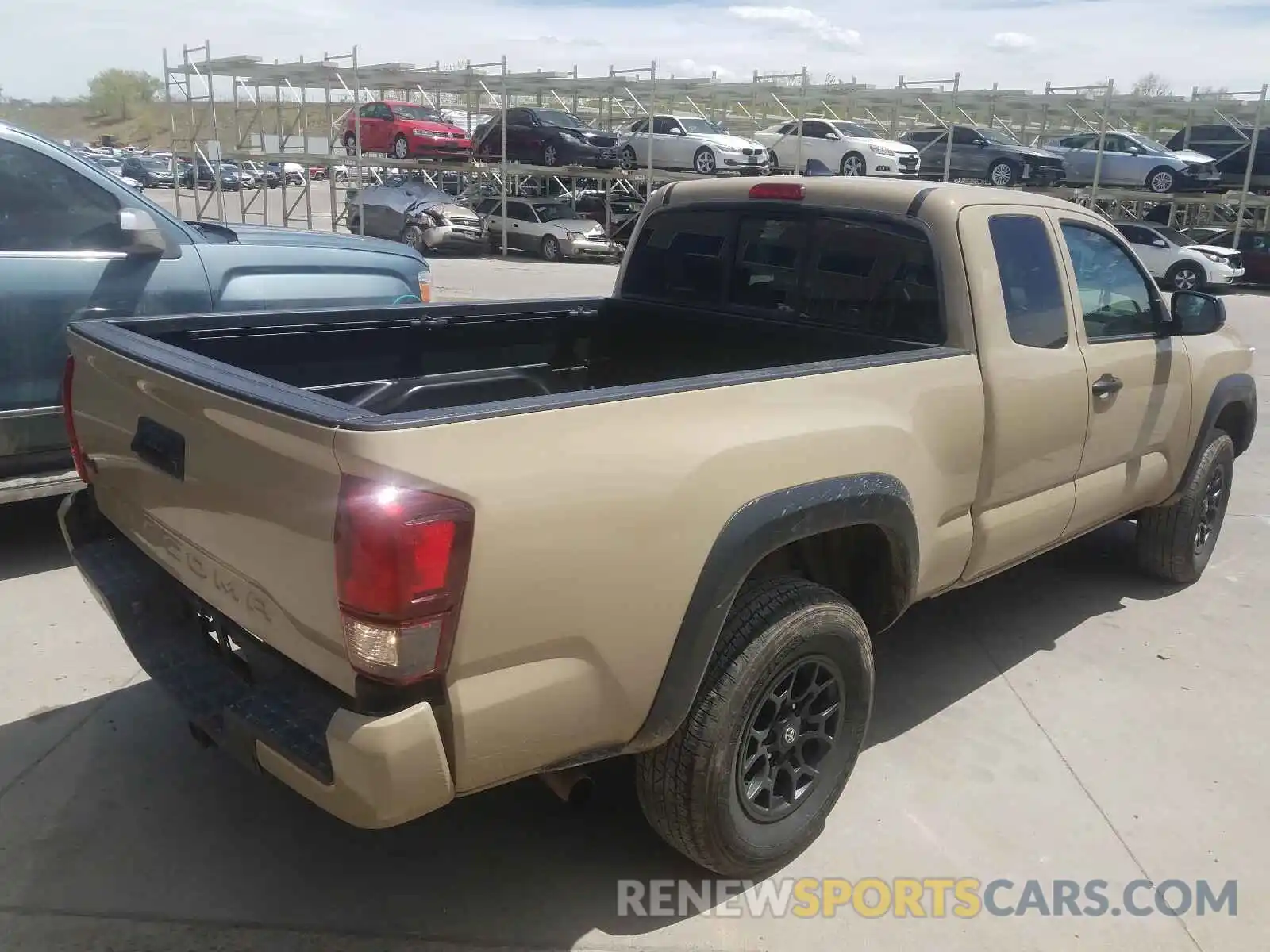 4 Photograph of a damaged car 5TFSZ5ANXKX203851 TOYOTA TACOMA 2019