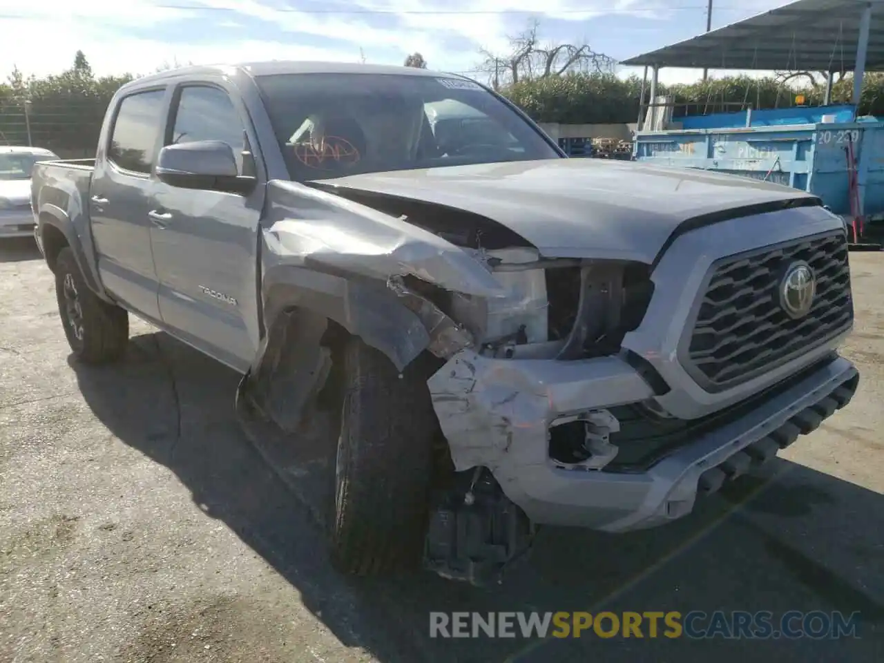 1 Photograph of a damaged car 3TMAZ5CN0LM115617 TOYOTA TACOMA 2020