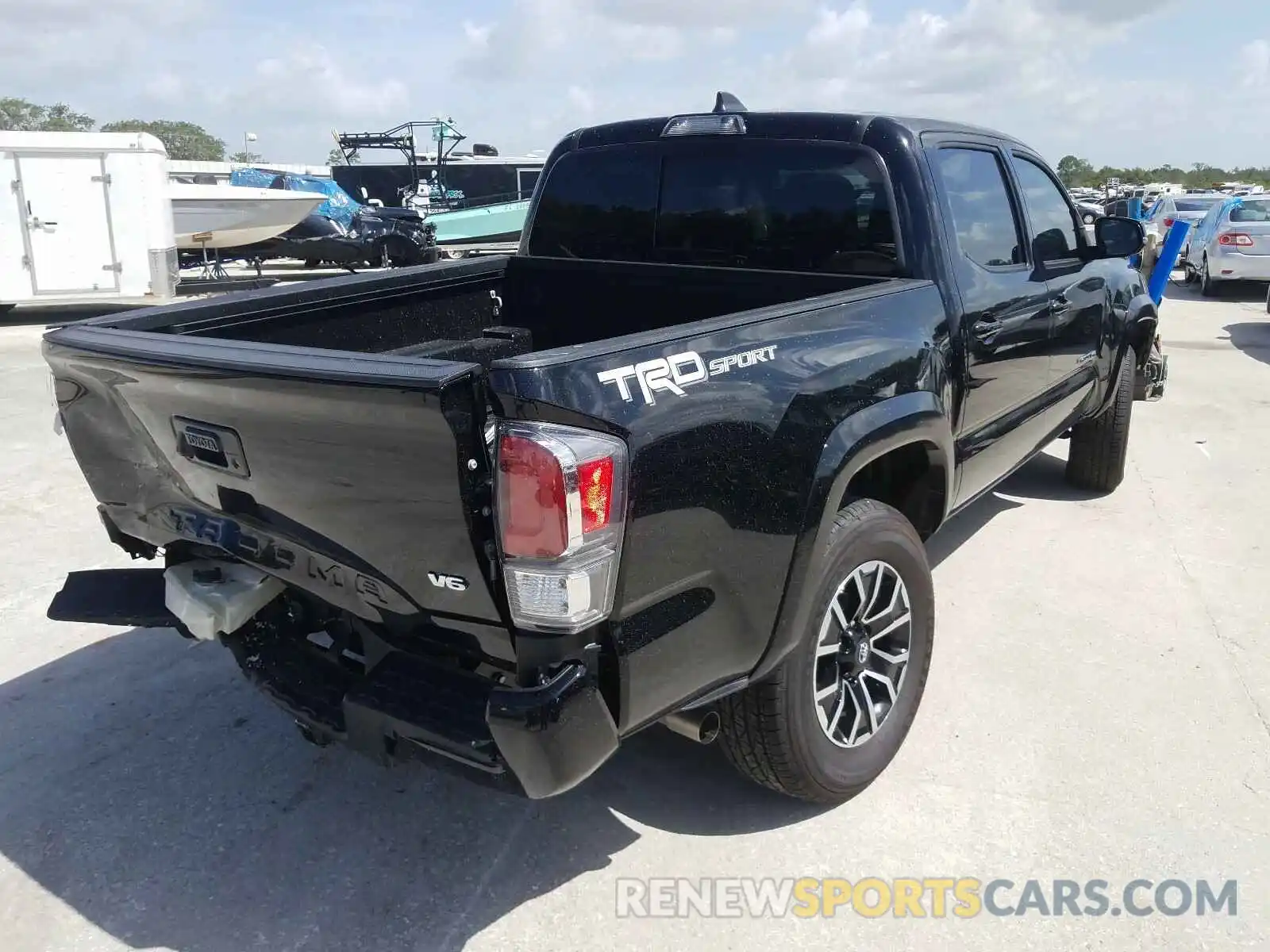 4 Photograph of a damaged car 3TMAZ5CN0LM116850 TOYOTA TACOMA 2020