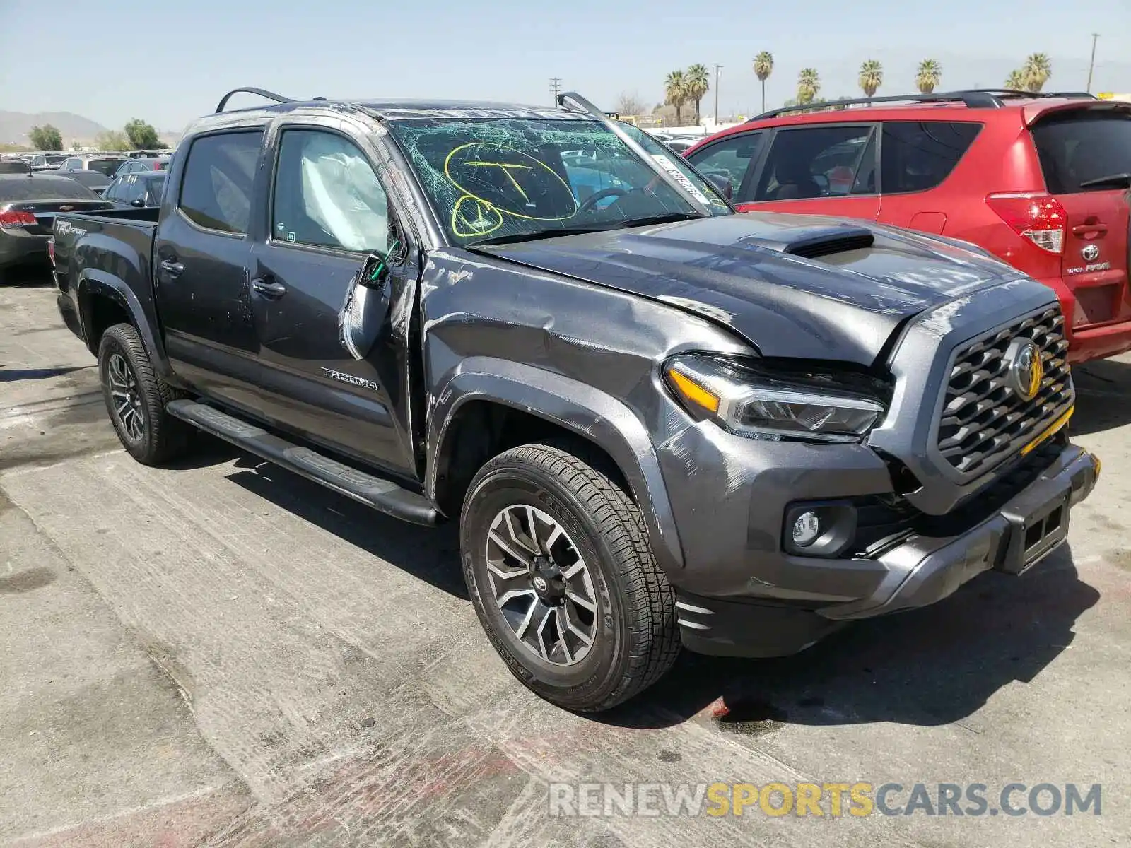 1 Photograph of a damaged car 3TMAZ5CN0LM118128 TOYOTA TACOMA 2020