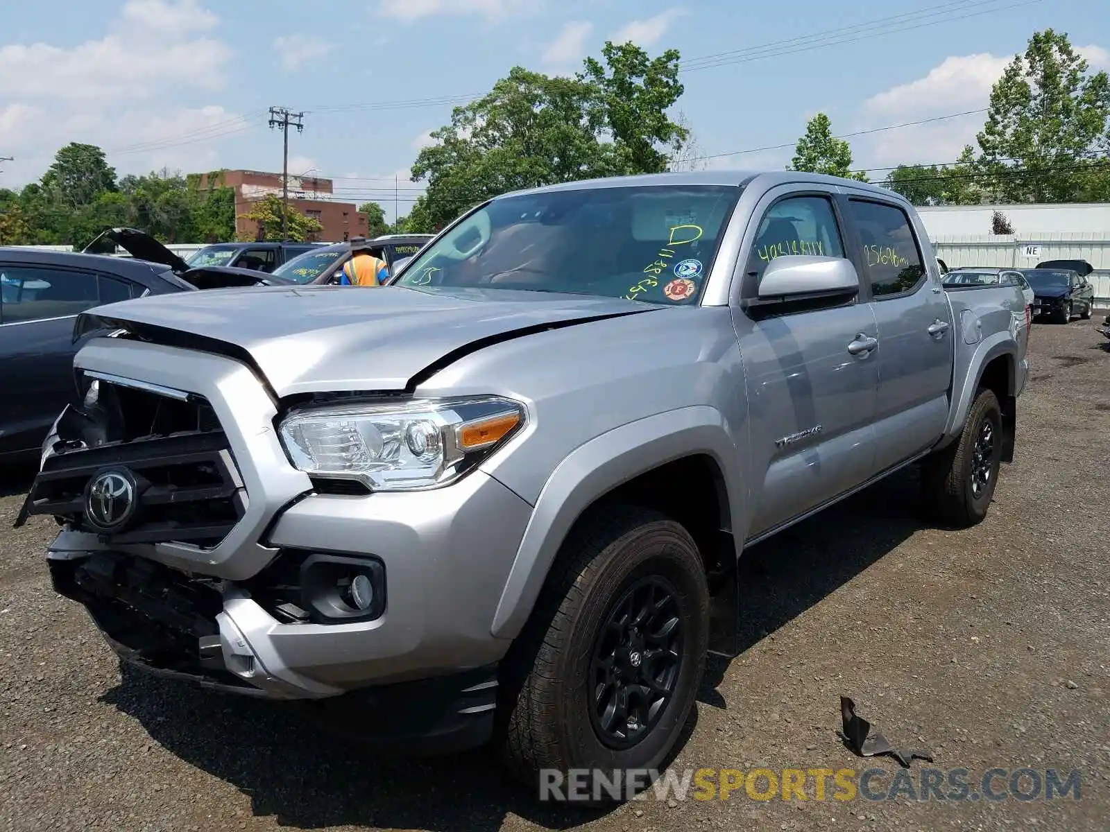 2 Photograph of a damaged car 3TMAZ5CN0LM120414 TOYOTA TACOMA 2020