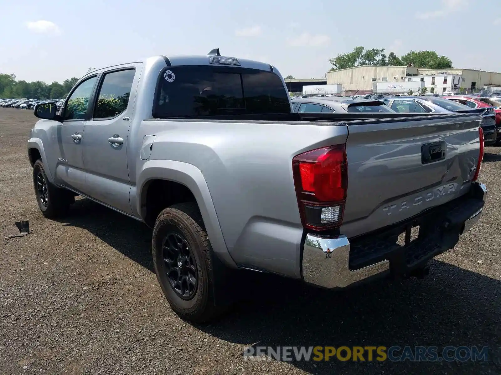 3 Photograph of a damaged car 3TMAZ5CN0LM120414 TOYOTA TACOMA 2020