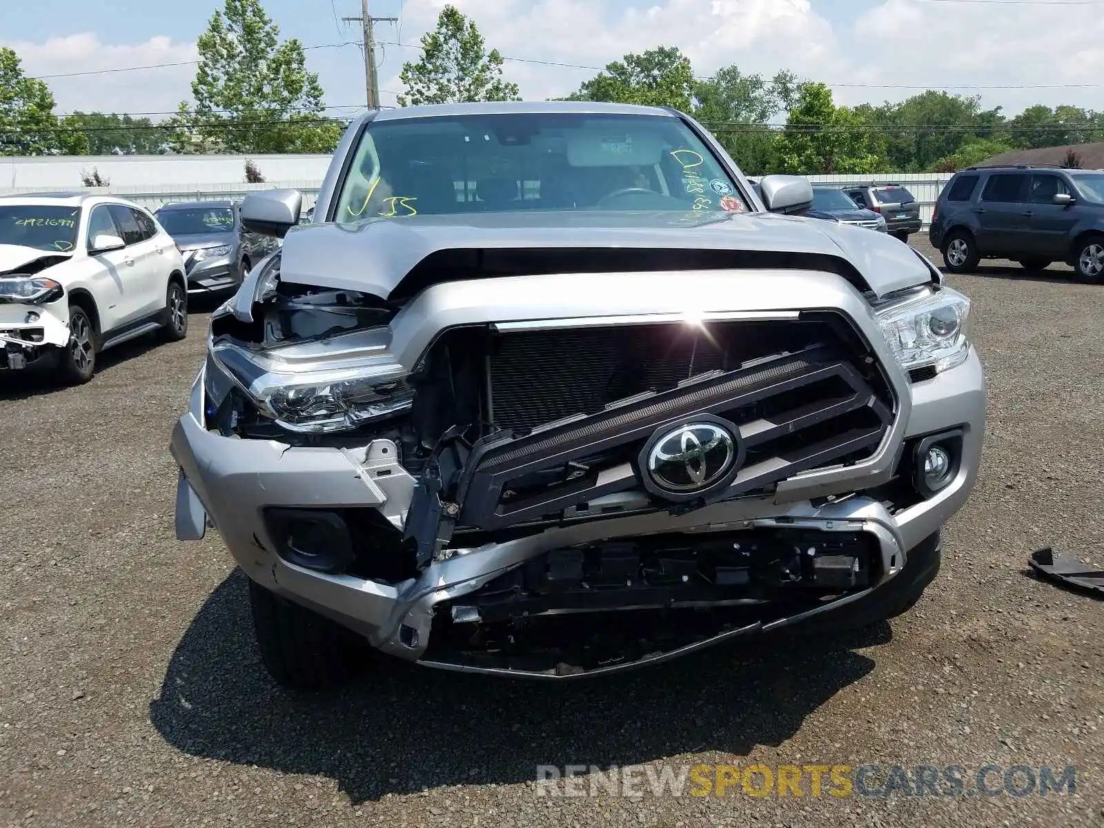 9 Photograph of a damaged car 3TMAZ5CN0LM120414 TOYOTA TACOMA 2020