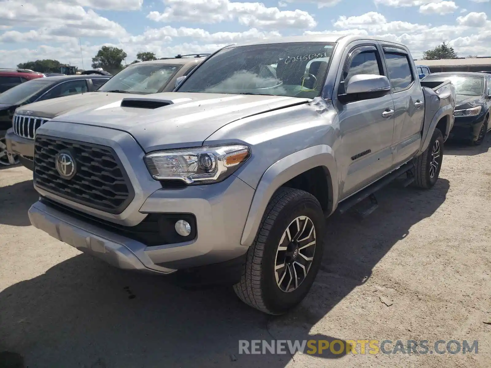 2 Photograph of a damaged car 3TMAZ5CN0LM122020 TOYOTA TACOMA 2020