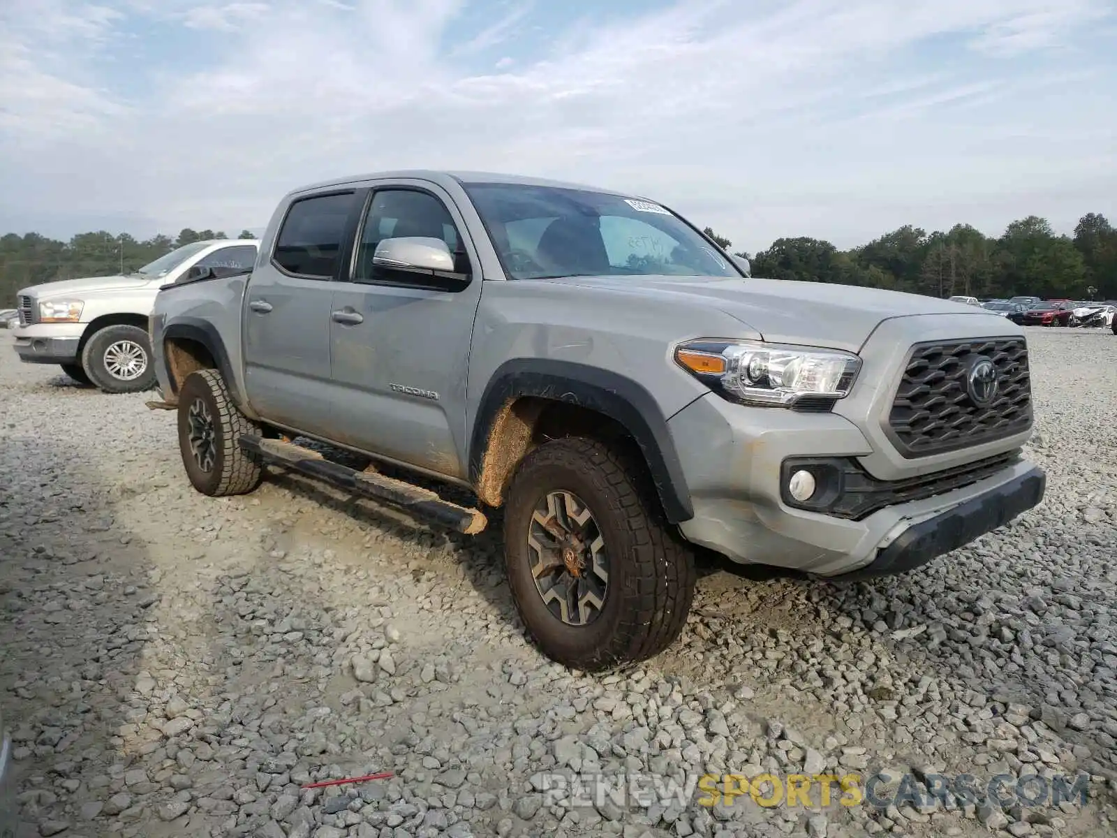 1 Photograph of a damaged car 3TMAZ5CN0LM125239 TOYOTA TACOMA 2020