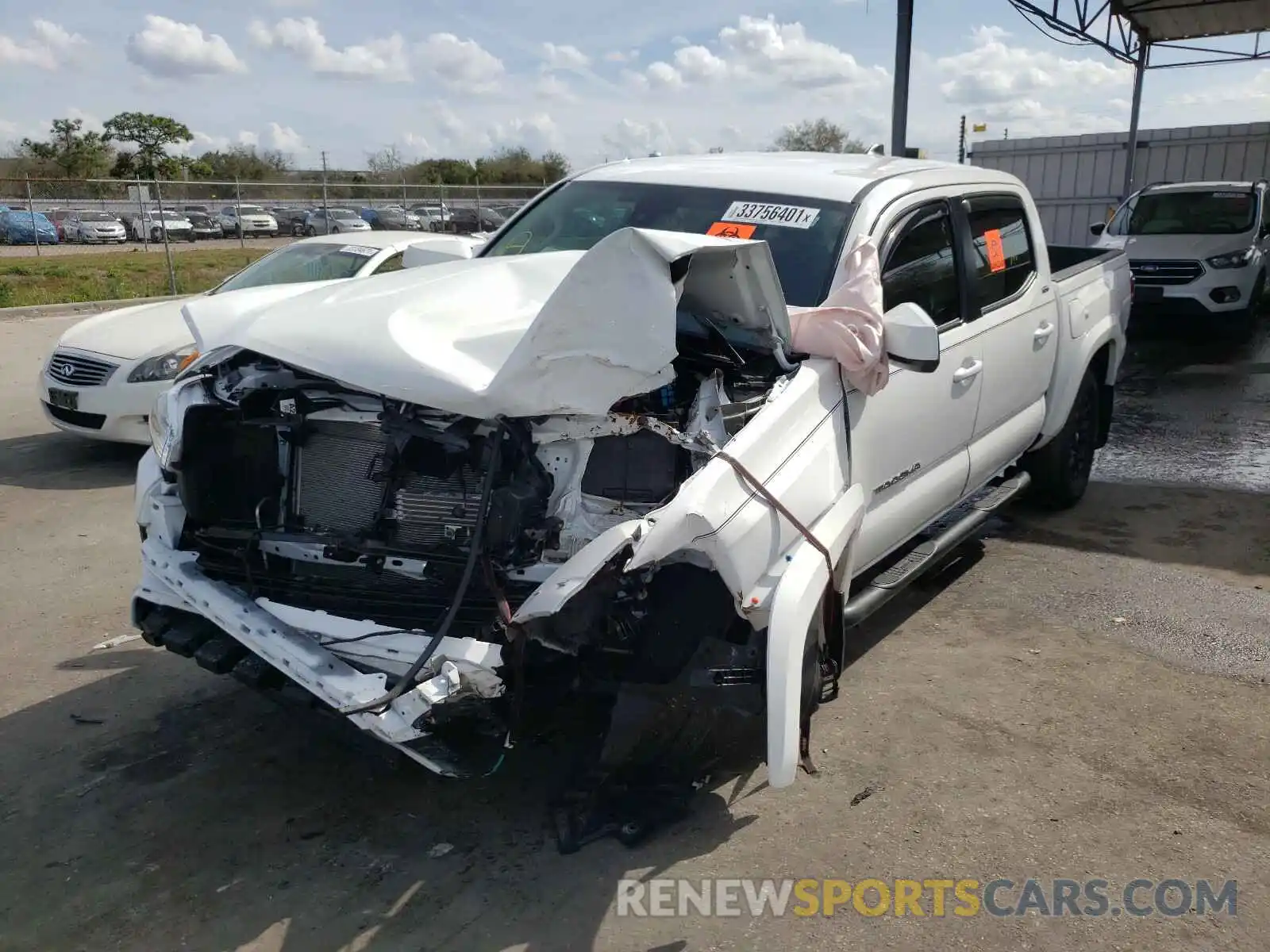 2 Photograph of a damaged car 3TMAZ5CN0LM126312 TOYOTA TACOMA 2020