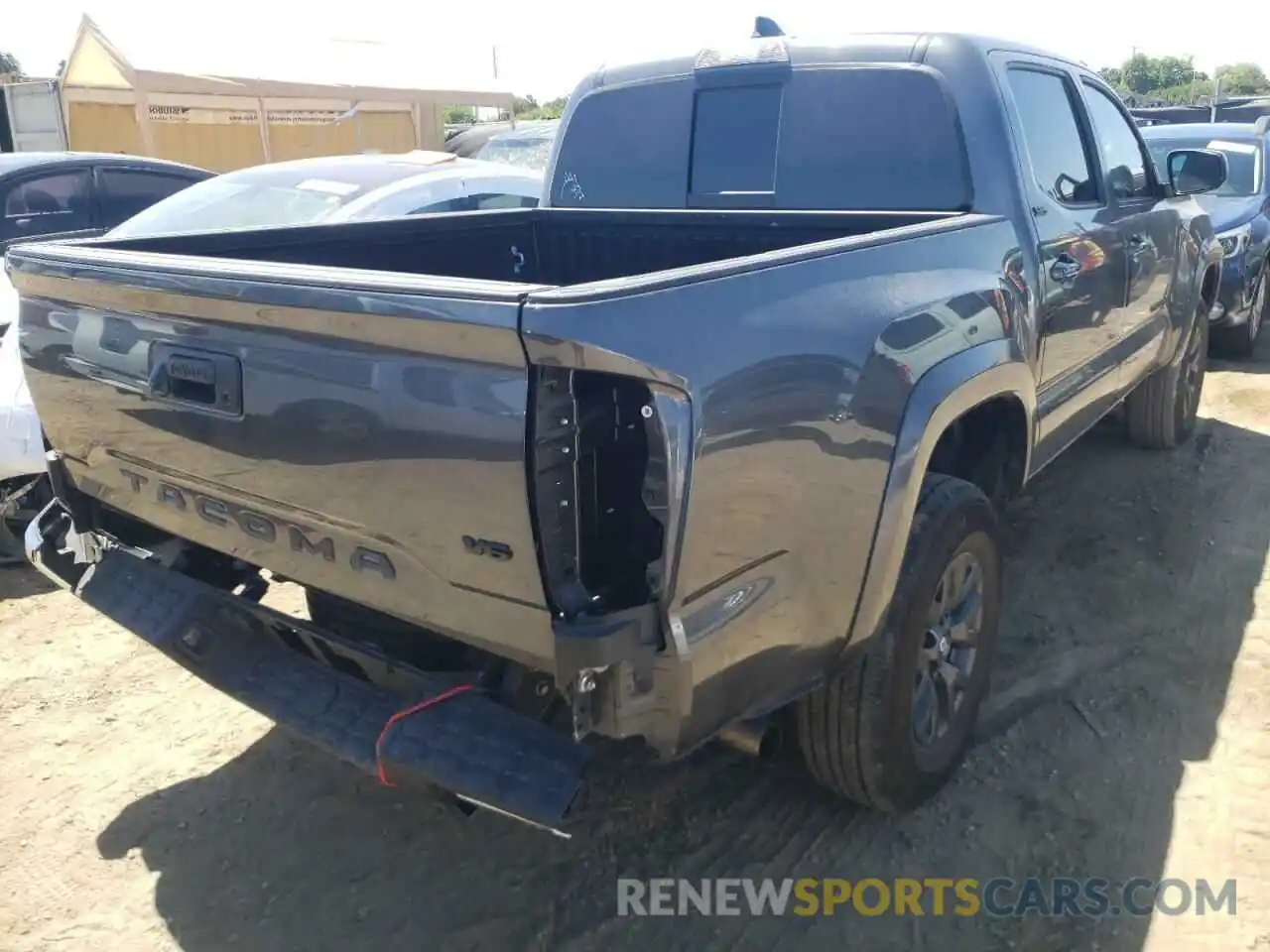 4 Photograph of a damaged car 3TMAZ5CN0LM126374 TOYOTA TACOMA 2020