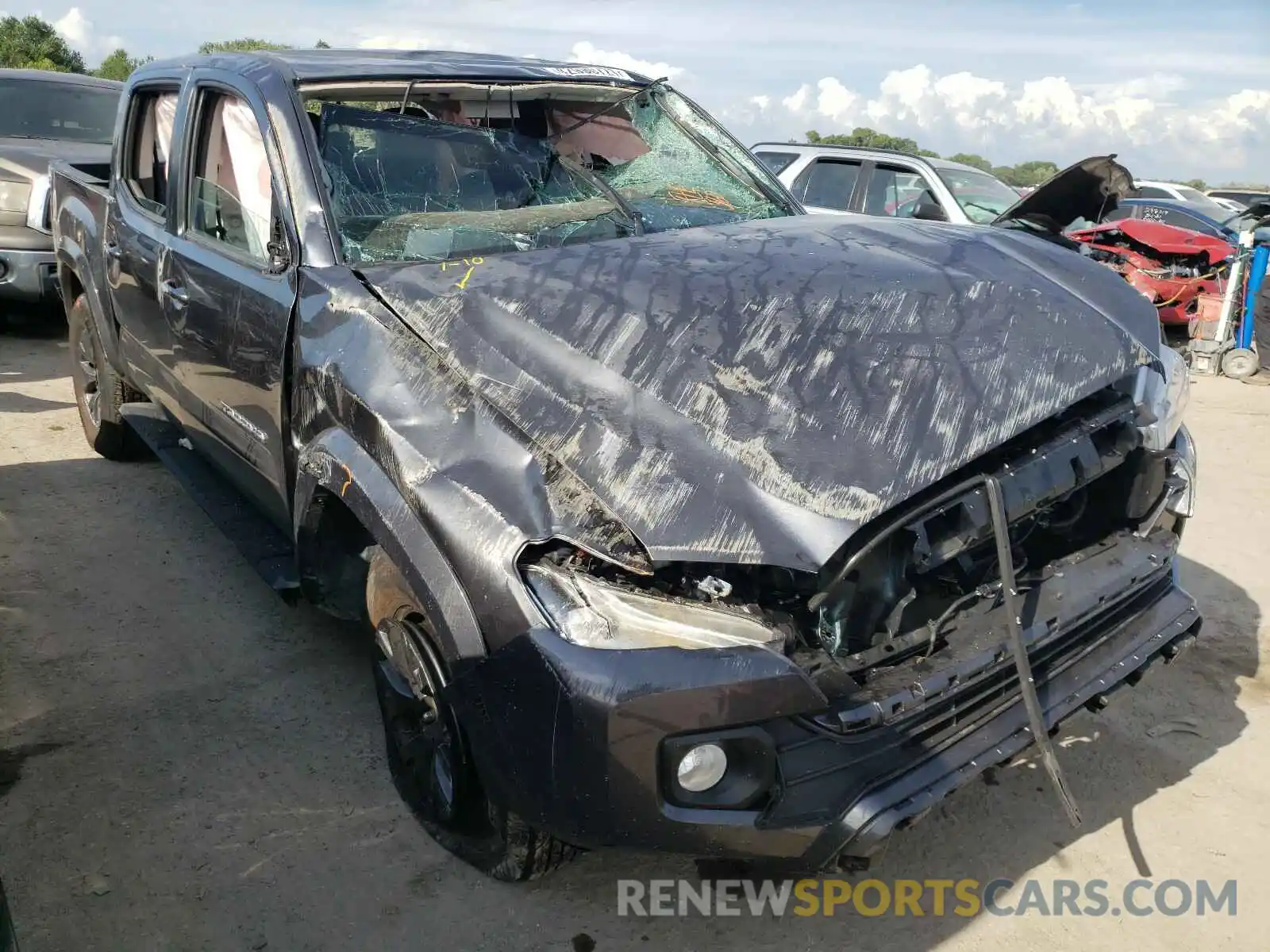 1 Photograph of a damaged car 3TMAZ5CN0LM130361 TOYOTA TACOMA 2020