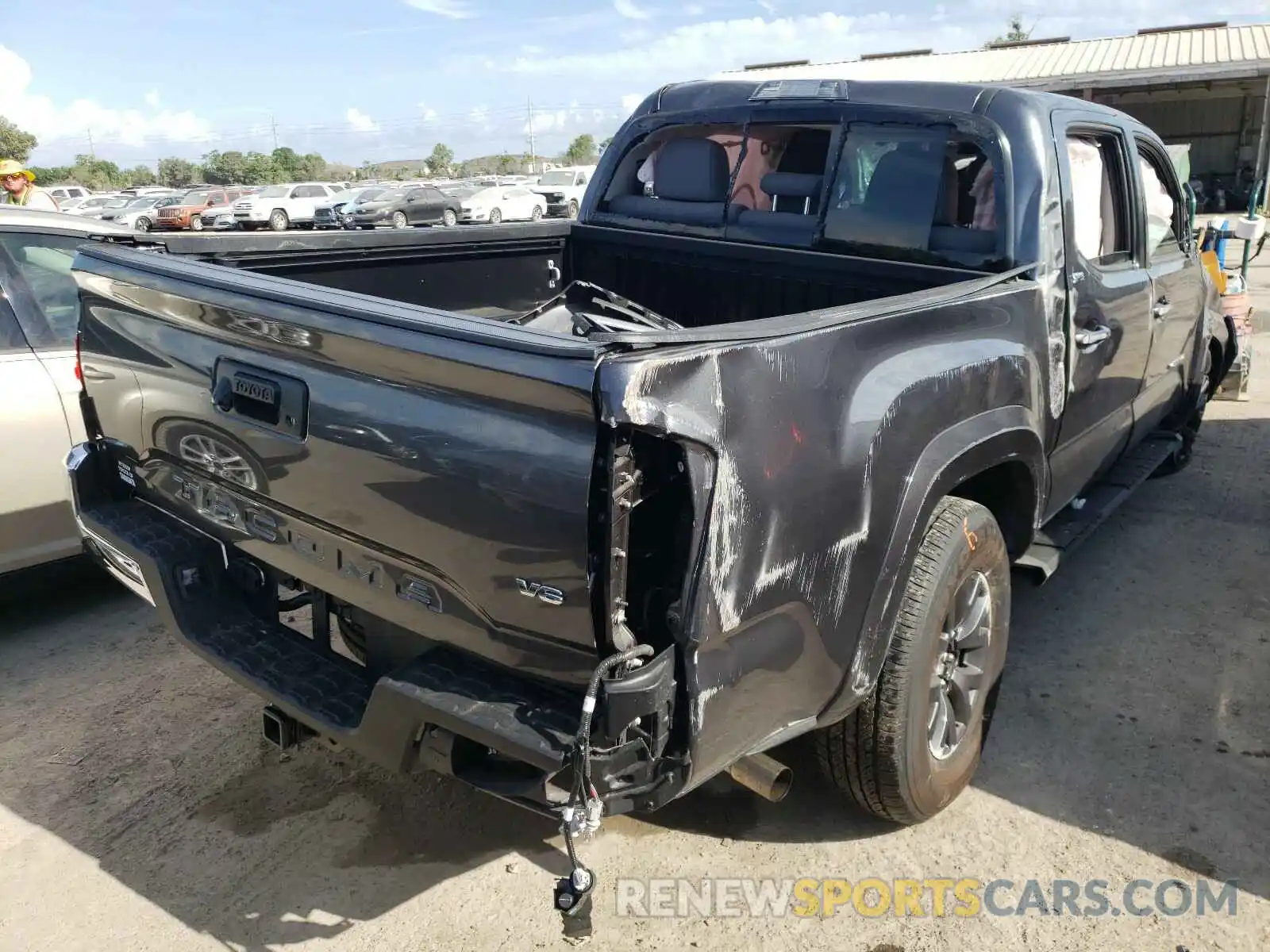 4 Photograph of a damaged car 3TMAZ5CN0LM130361 TOYOTA TACOMA 2020