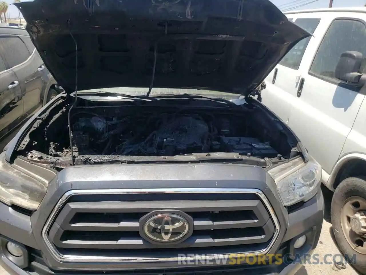 7 Photograph of a damaged car 3TMAZ5CN0LM137276 TOYOTA TACOMA 2020