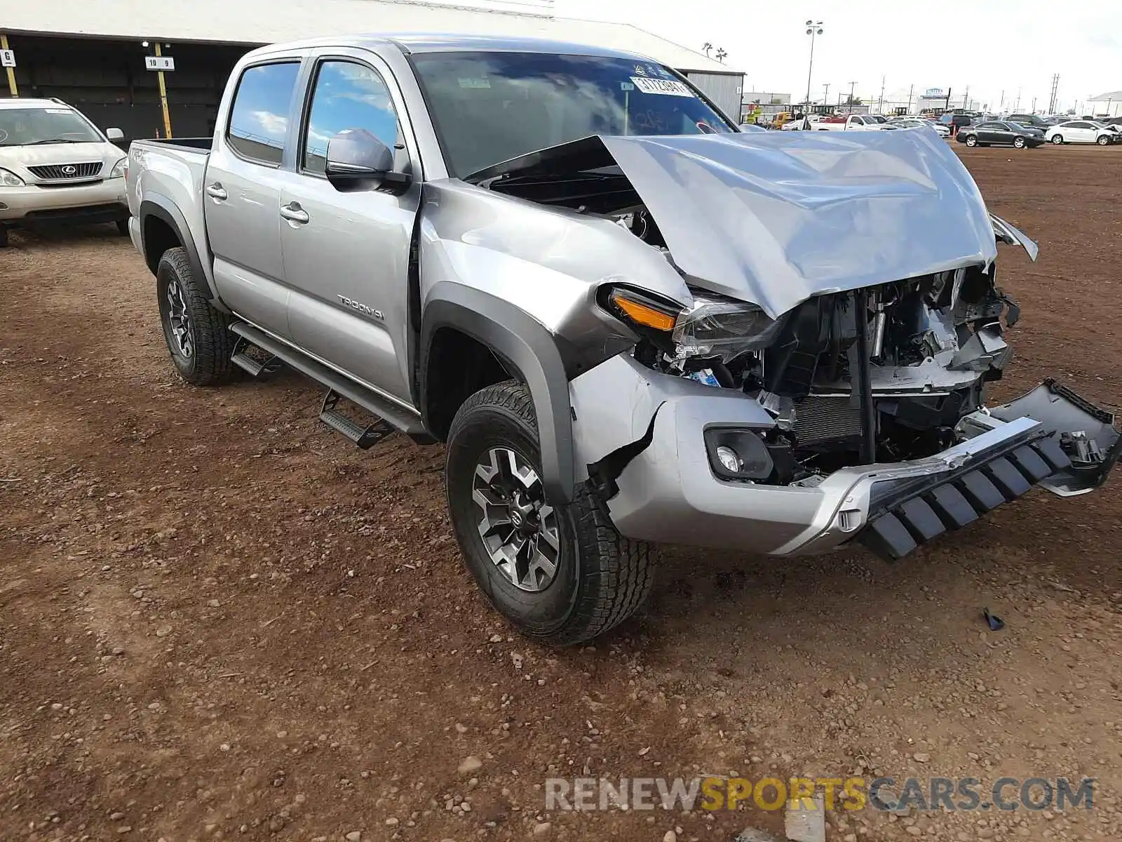 1 Photograph of a damaged car 3TMAZ5CN0LM138685 TOYOTA TACOMA 2020