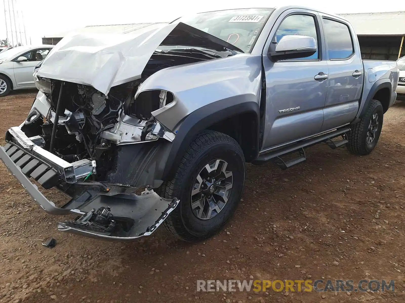 2 Photograph of a damaged car 3TMAZ5CN0LM138685 TOYOTA TACOMA 2020