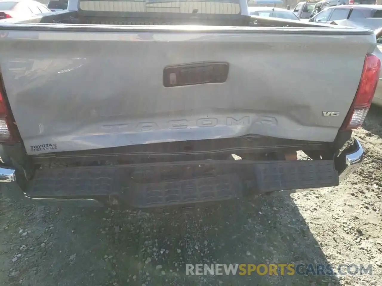 9 Photograph of a damaged car 3TMAZ5CN1LM123287 TOYOTA TACOMA 2020