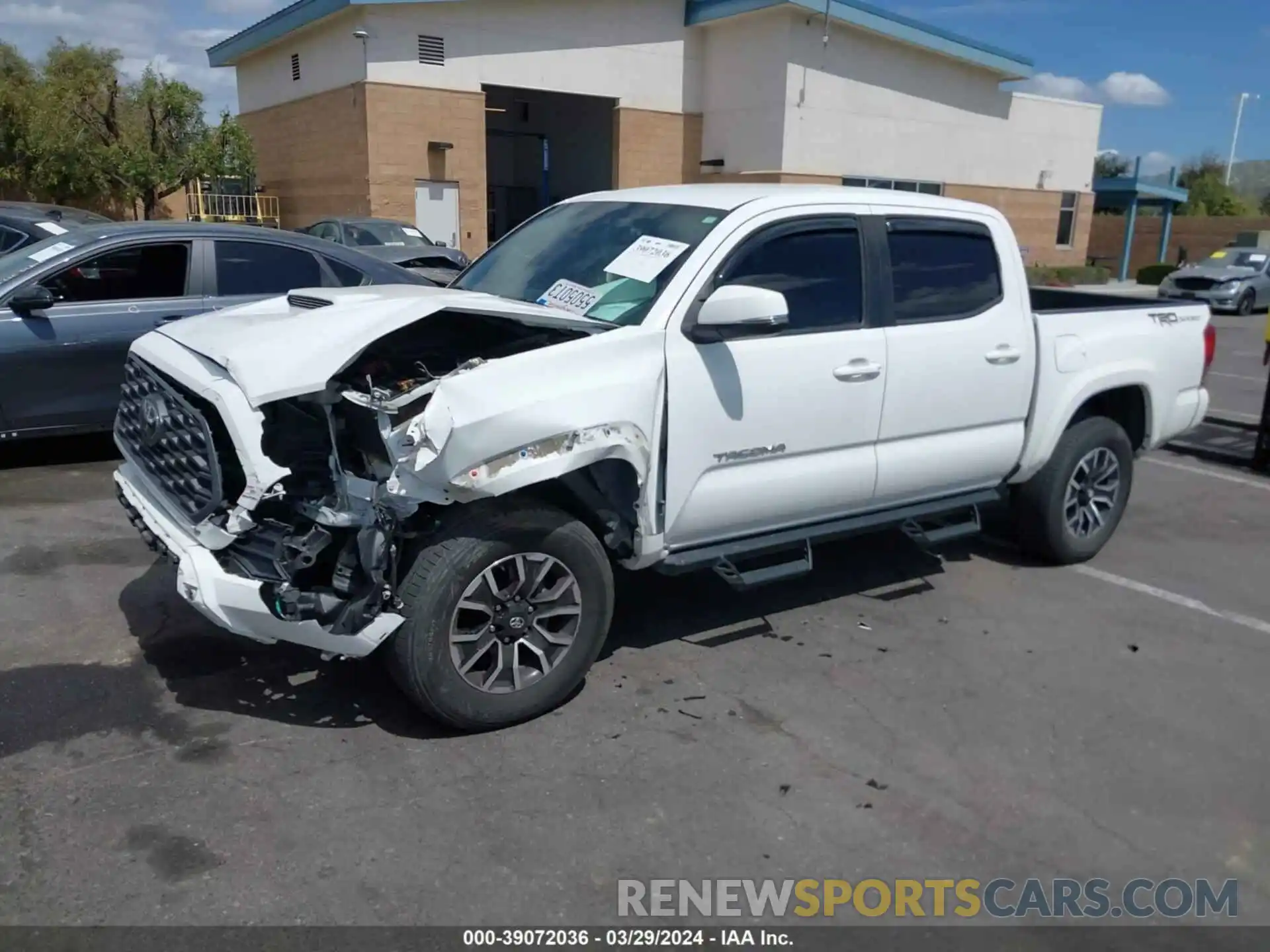 2 Photograph of a damaged car 3TMAZ5CN1LM126688 TOYOTA TACOMA 2020