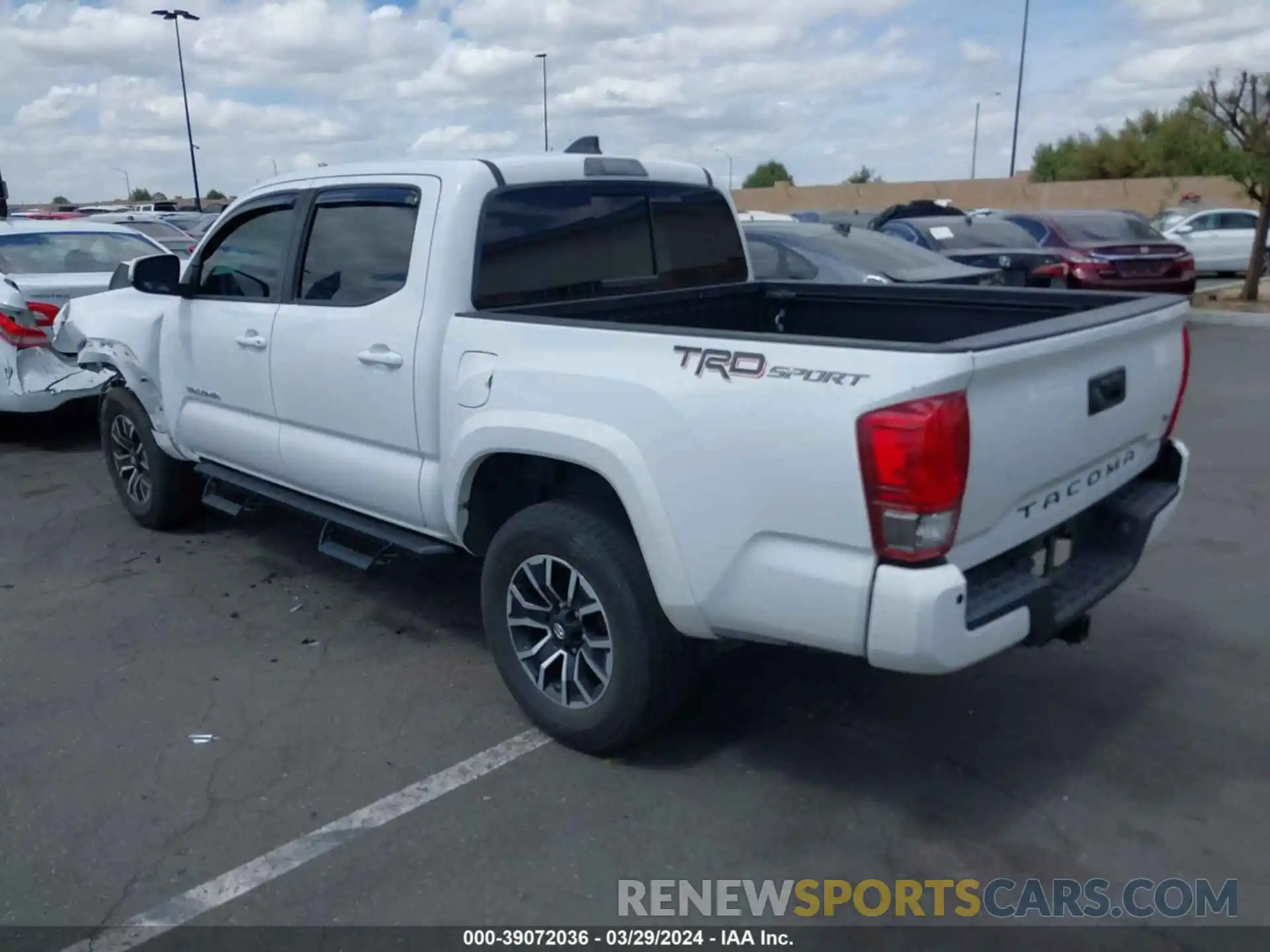 3 Photograph of a damaged car 3TMAZ5CN1LM126688 TOYOTA TACOMA 2020