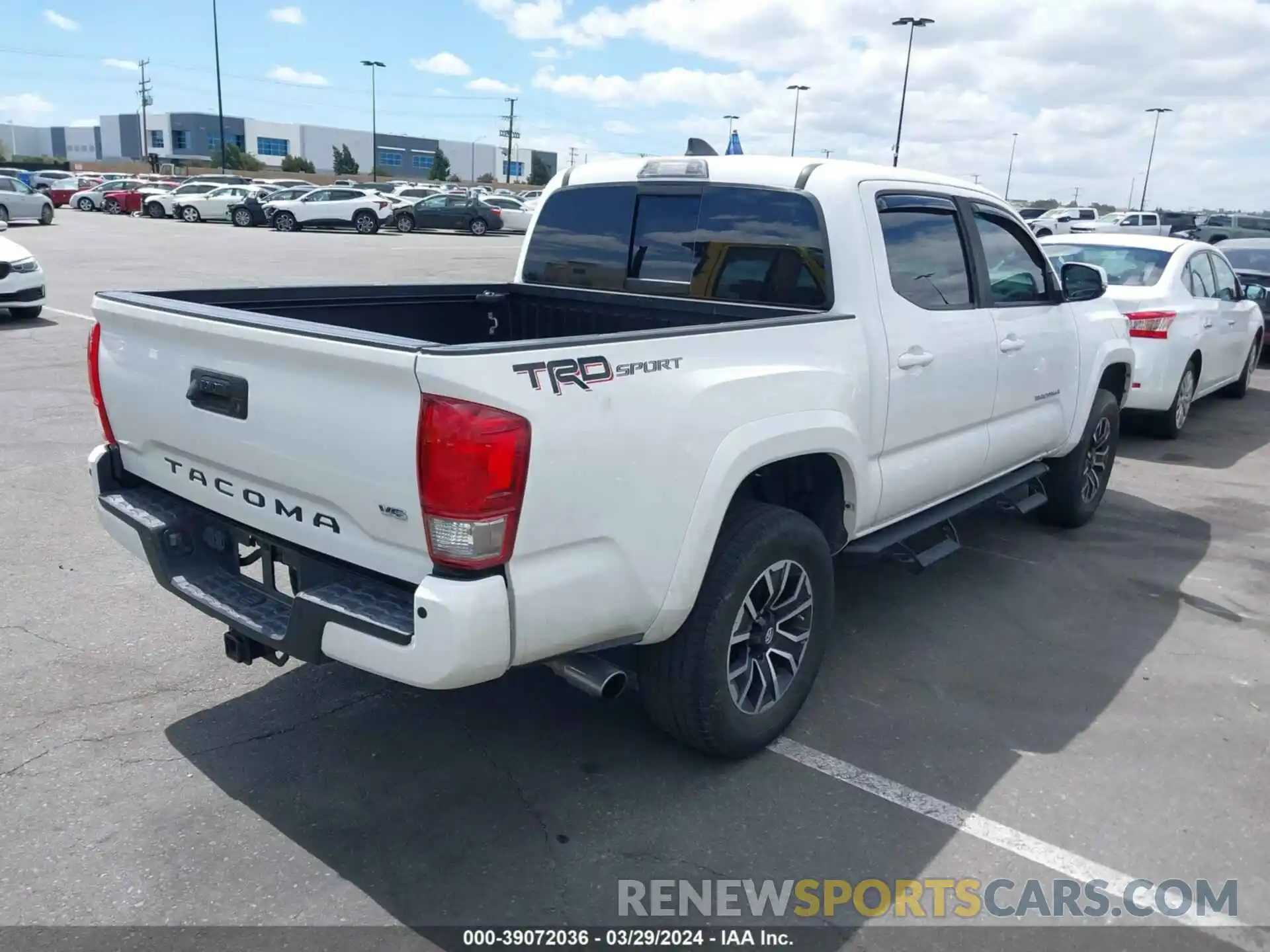 4 Photograph of a damaged car 3TMAZ5CN1LM126688 TOYOTA TACOMA 2020