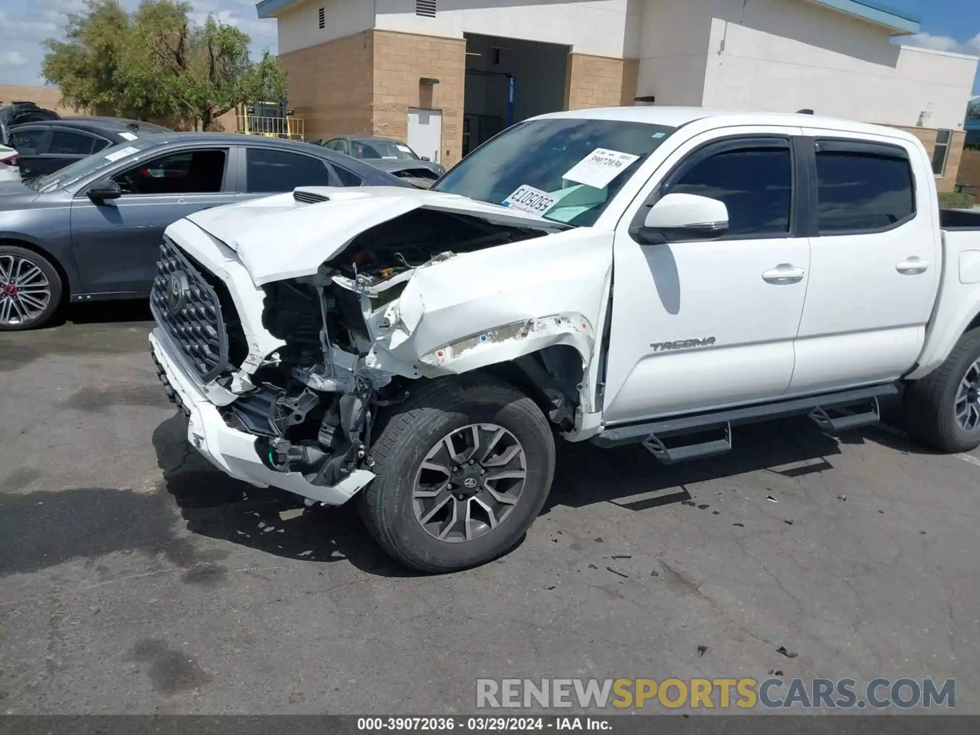 6 Photograph of a damaged car 3TMAZ5CN1LM126688 TOYOTA TACOMA 2020