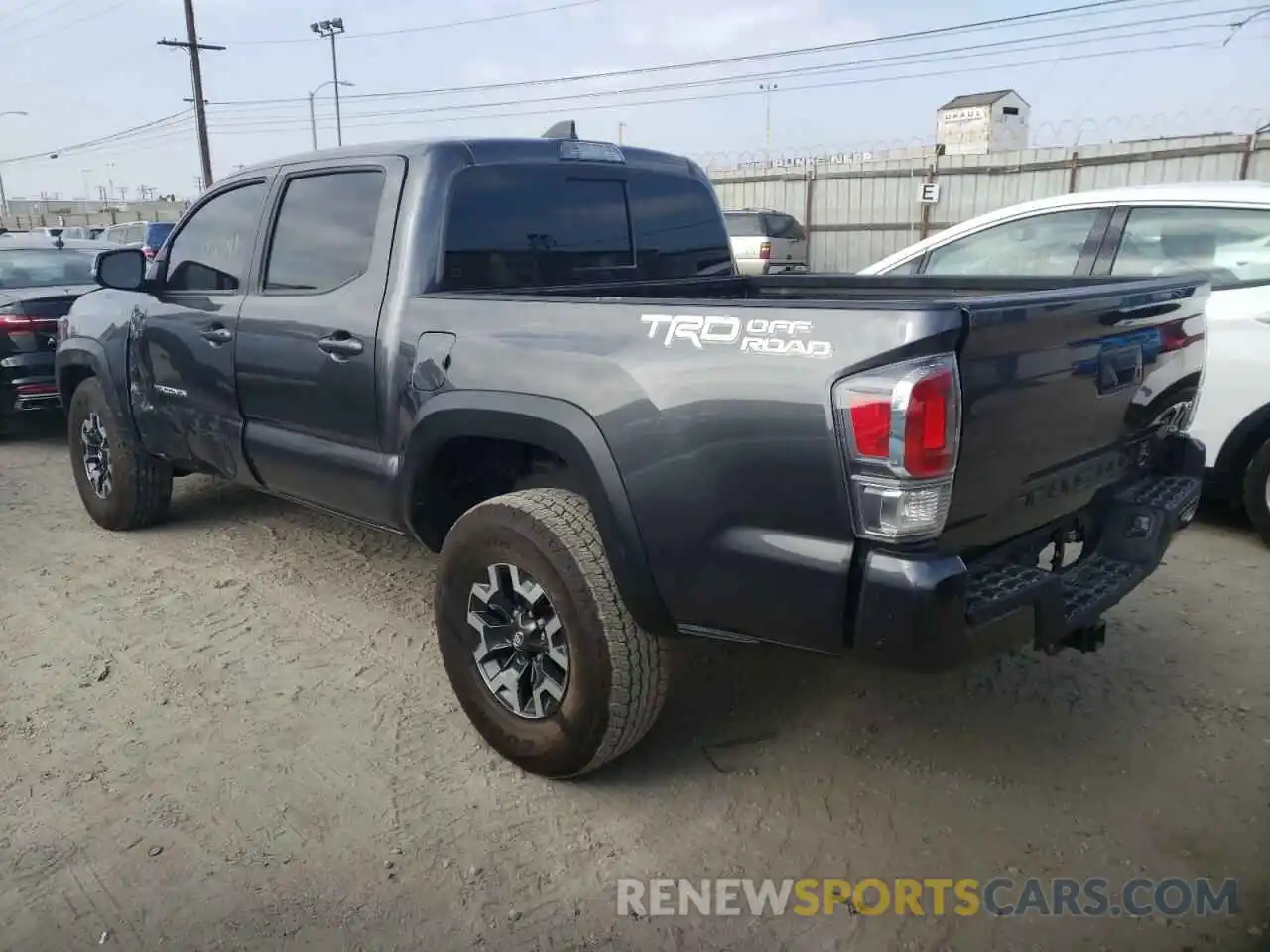 3 Photograph of a damaged car 3TMAZ5CN1LM126805 TOYOTA TACOMA 2020